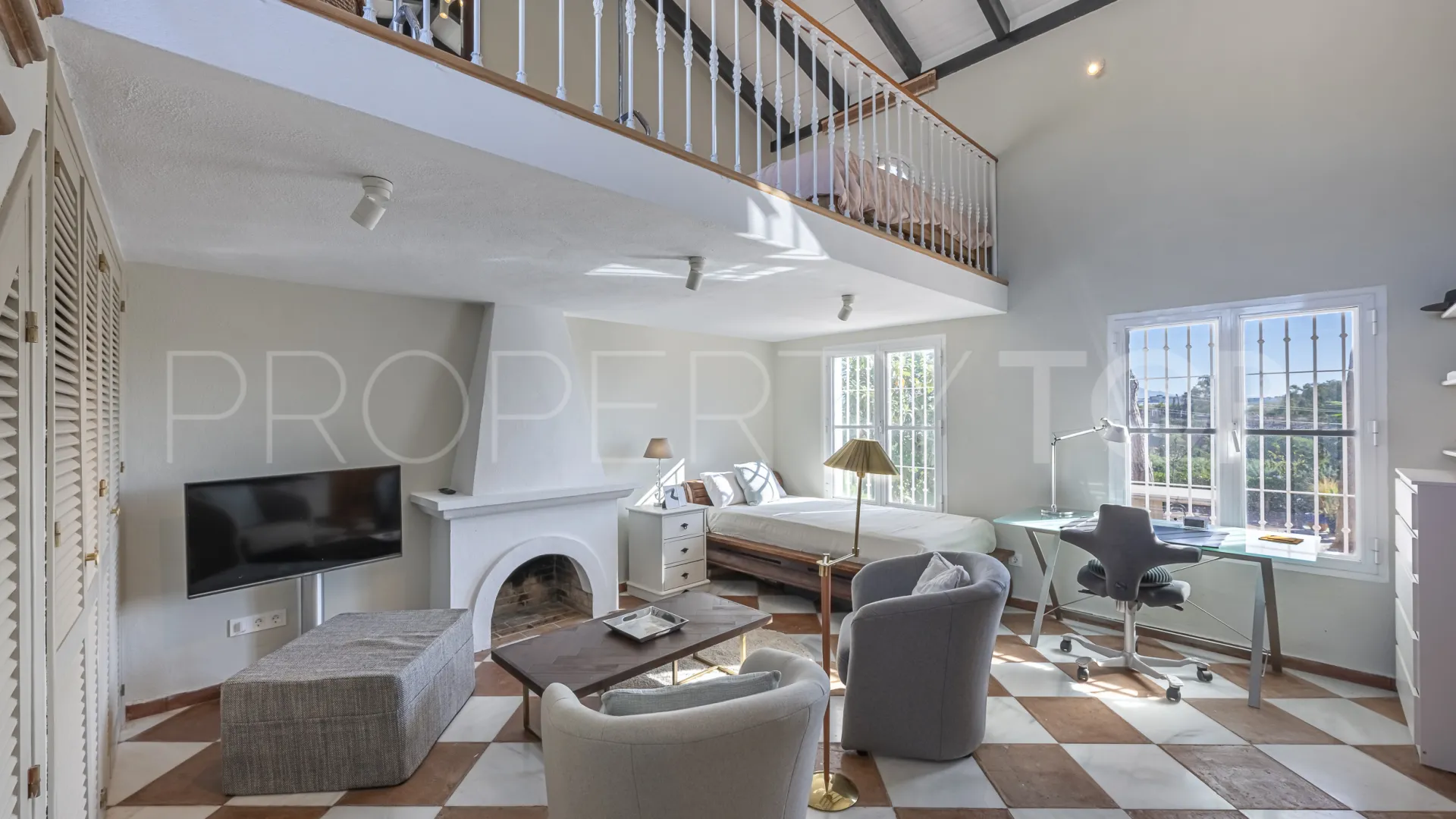 Se vende villa con 4 dormitorios en Guadalmina Alta