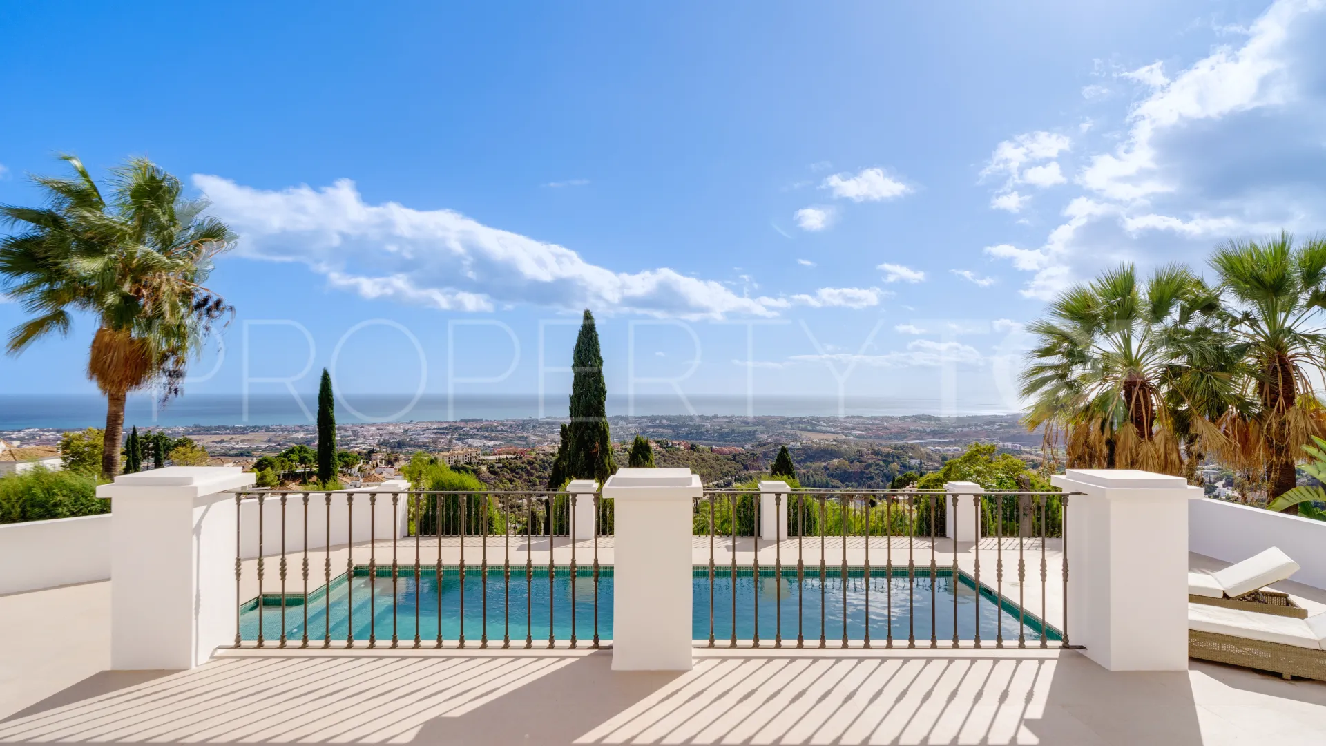 El Madroñal, villa en venta con 5 dormitorios