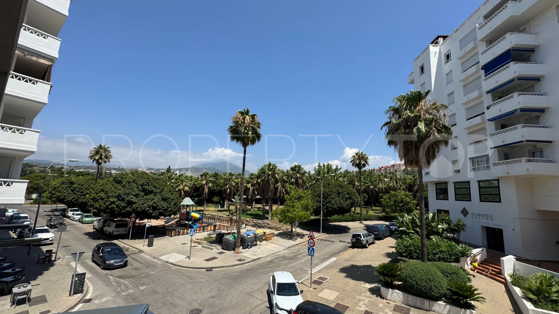 Nueva Andalucia, apartamento de 2 dormitorios en venta