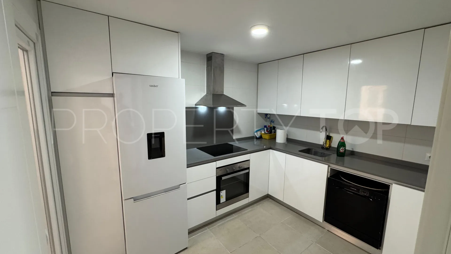 Nueva Andalucia, apartamento de 2 dormitorios en venta