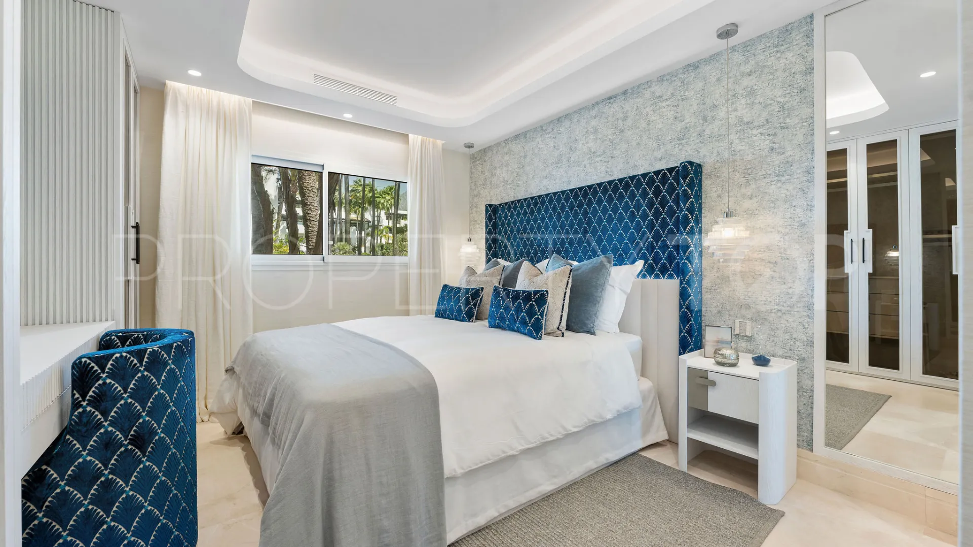 Apartamento con 3 dormitorios en venta en Puente Romano