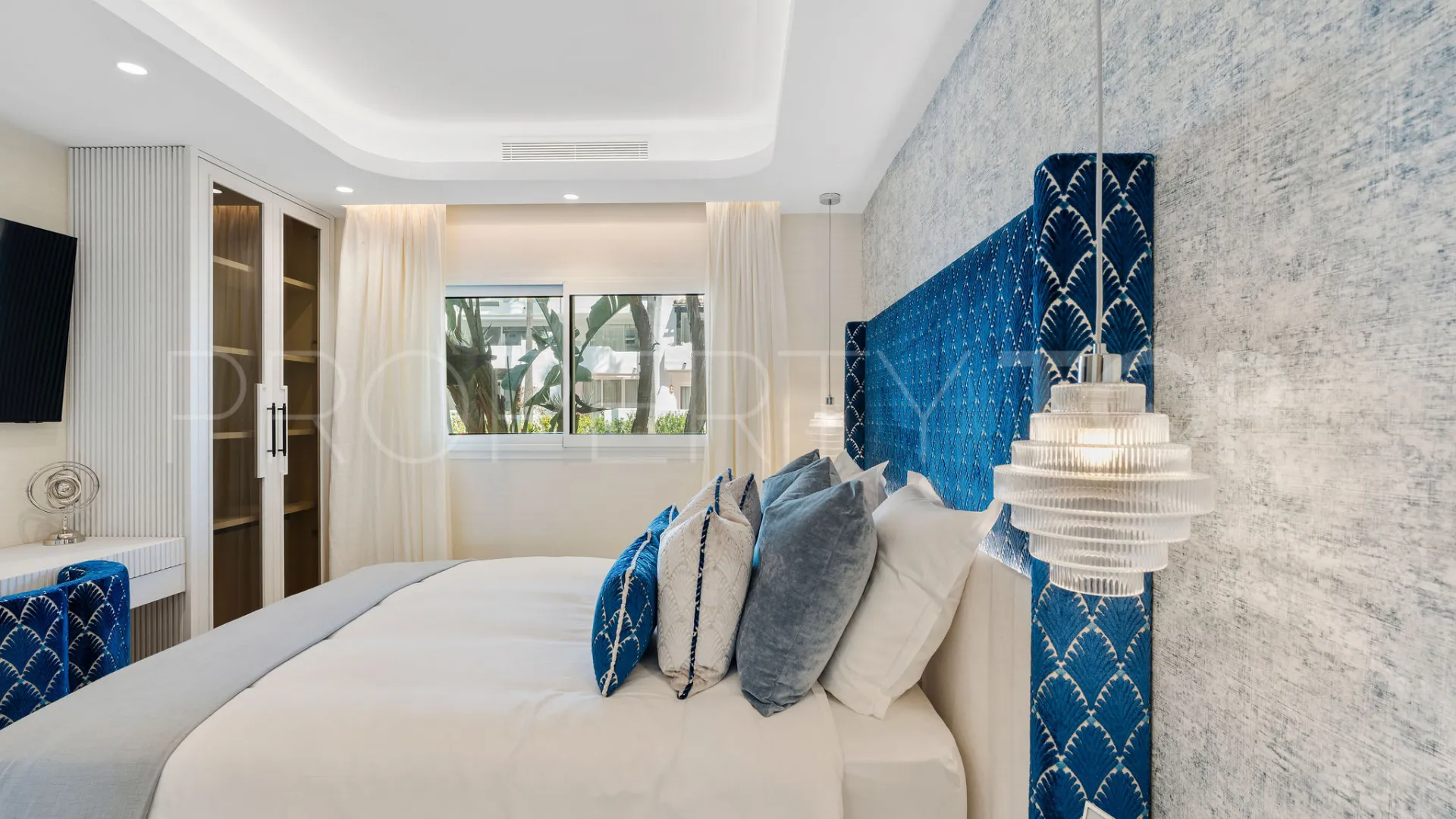 Apartamento con 3 dormitorios en venta en Puente Romano