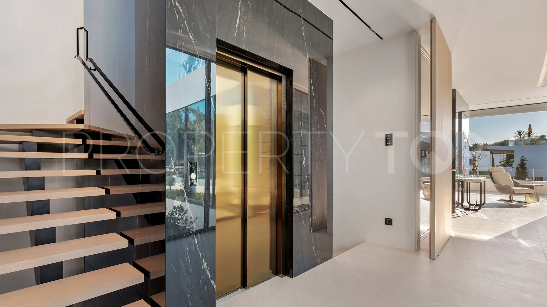 Villa pareada en venta en Golden Mile