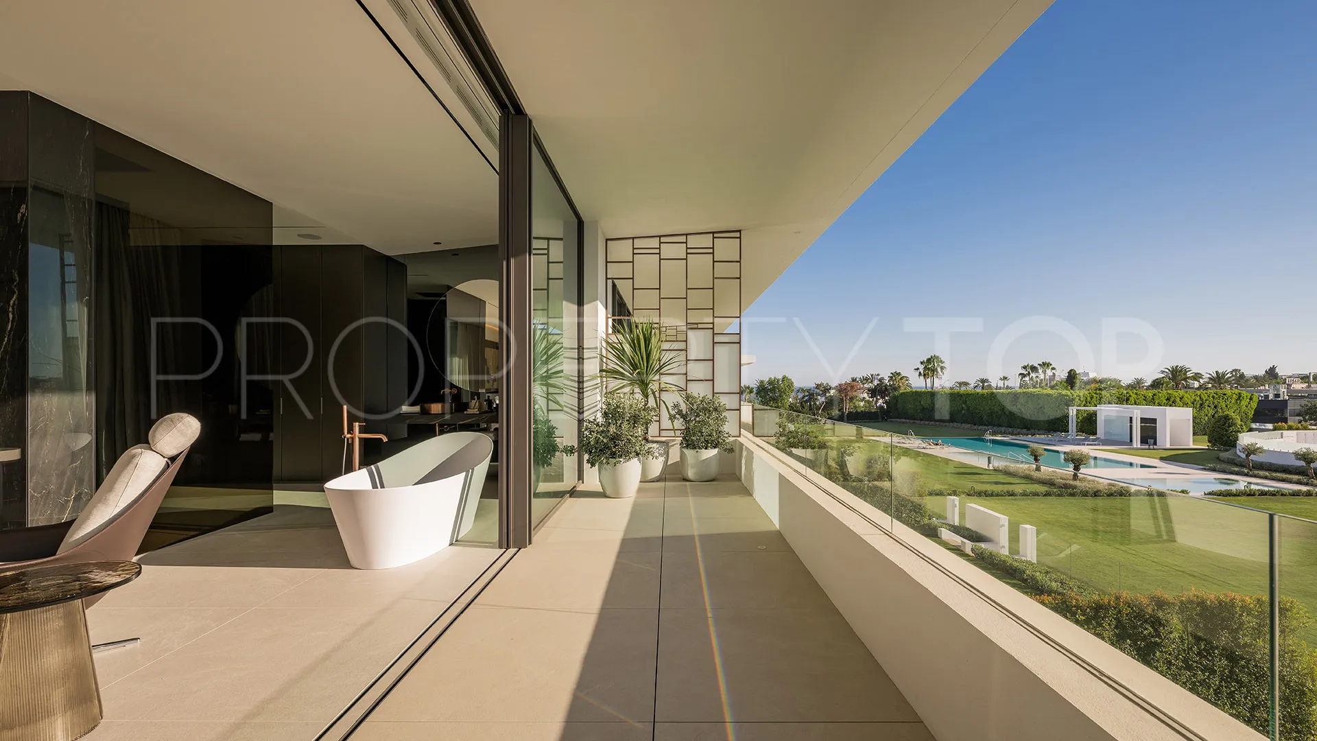 Villa pareada en venta en Golden Mile