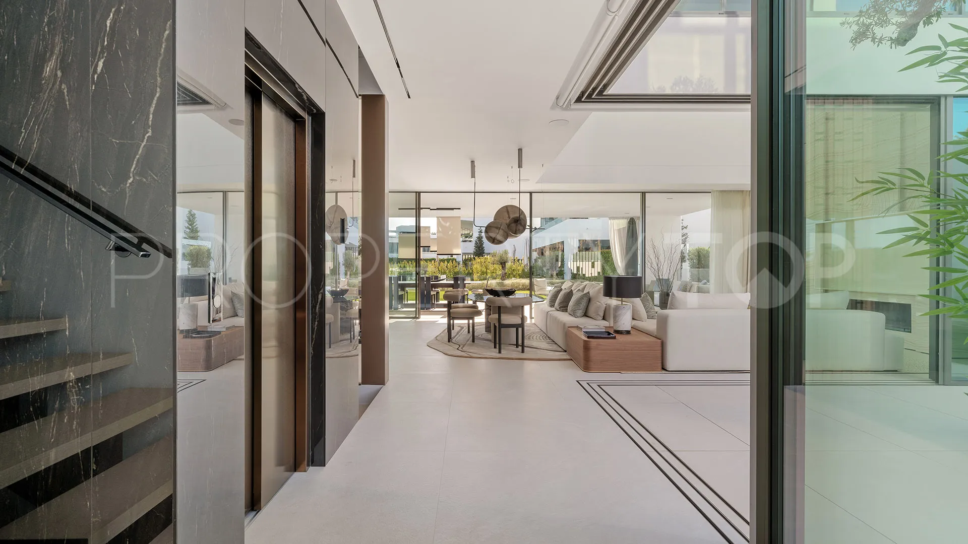 Villa pareada en venta en Golden Mile