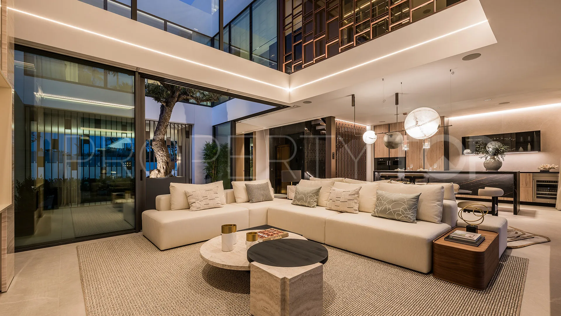 Villa pareada en venta en Golden Mile