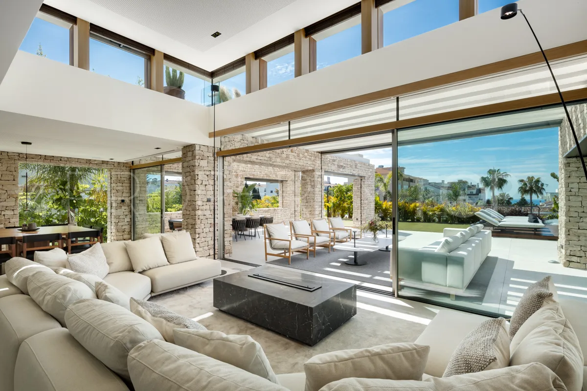 Villa en venta en Nueva Andalucia