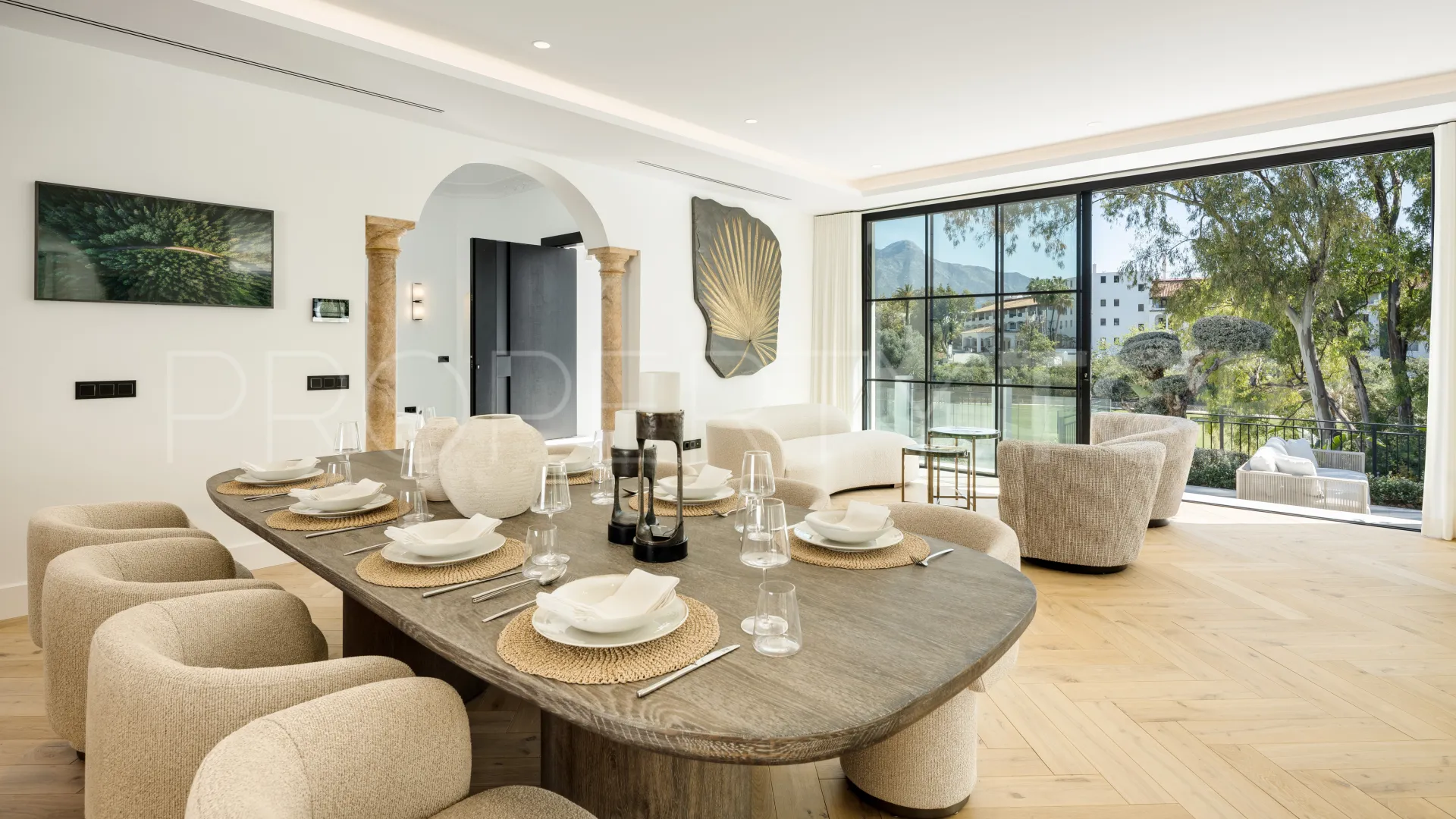 Se vende villa de 5 dormitorios en Benahavis