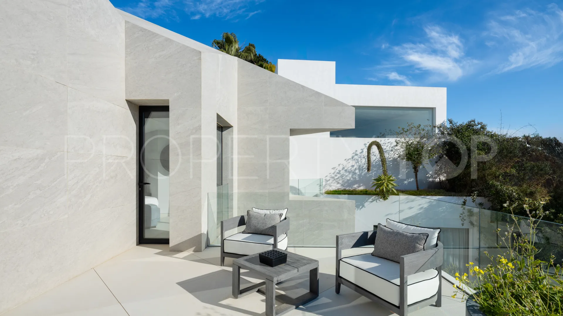 For sale villa in El Herrojo with 5 bedrooms