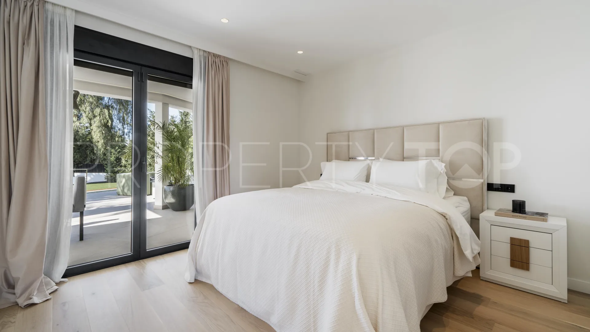 Comprar villa en Marbella Golden Mile