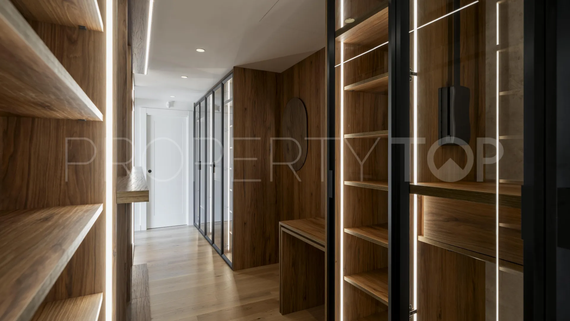 Comprar villa en Marbella Golden Mile