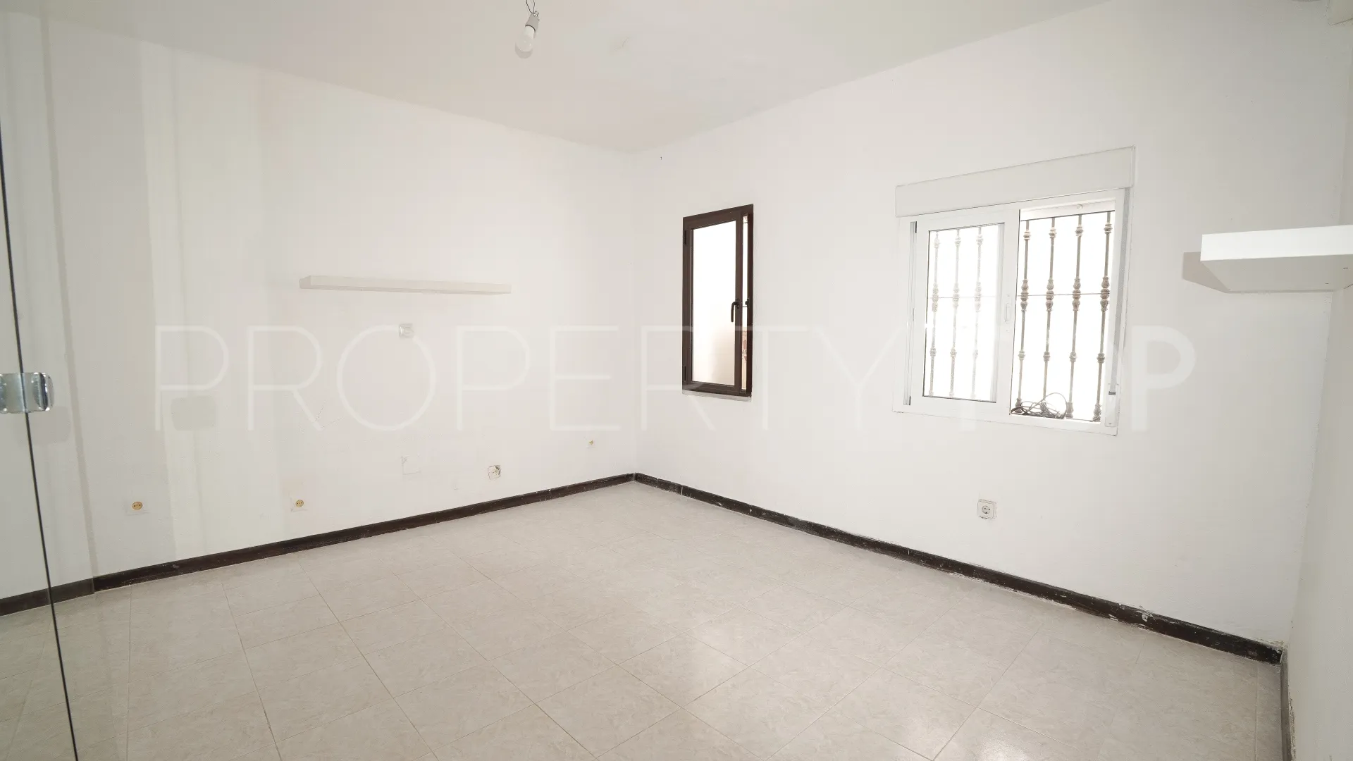 Nueva Andalucia, villa con 4 dormitorios a la venta