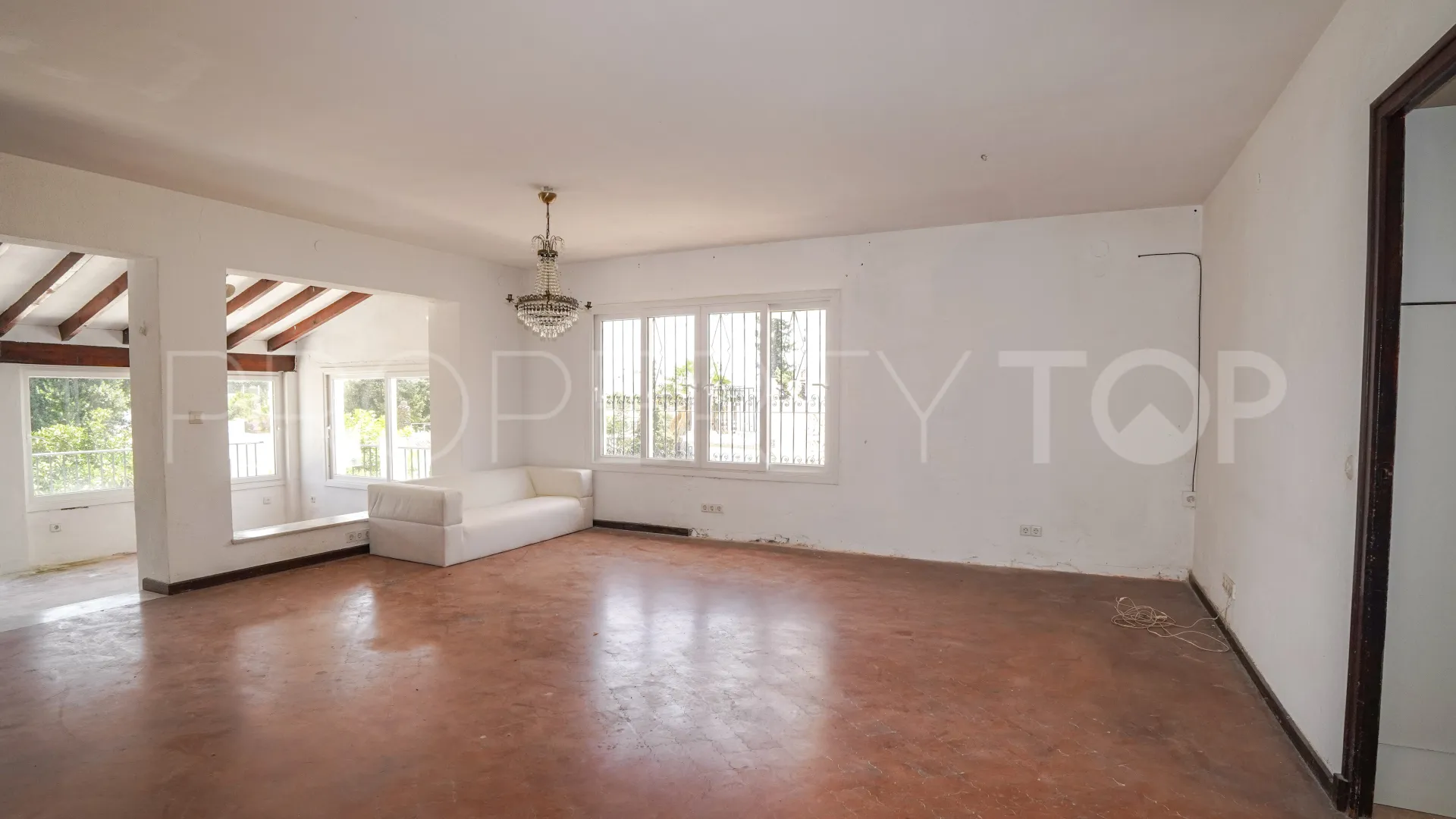 Nueva Andalucia, villa con 4 dormitorios a la venta