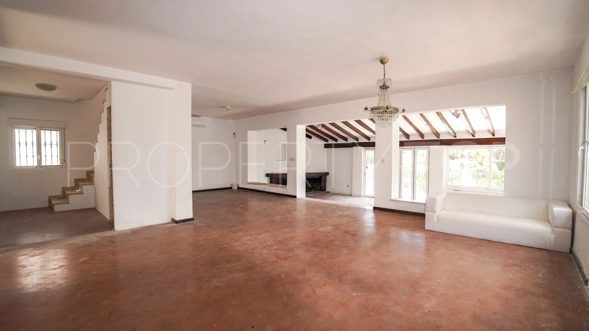 Nueva Andalucia, villa con 4 dormitorios a la venta