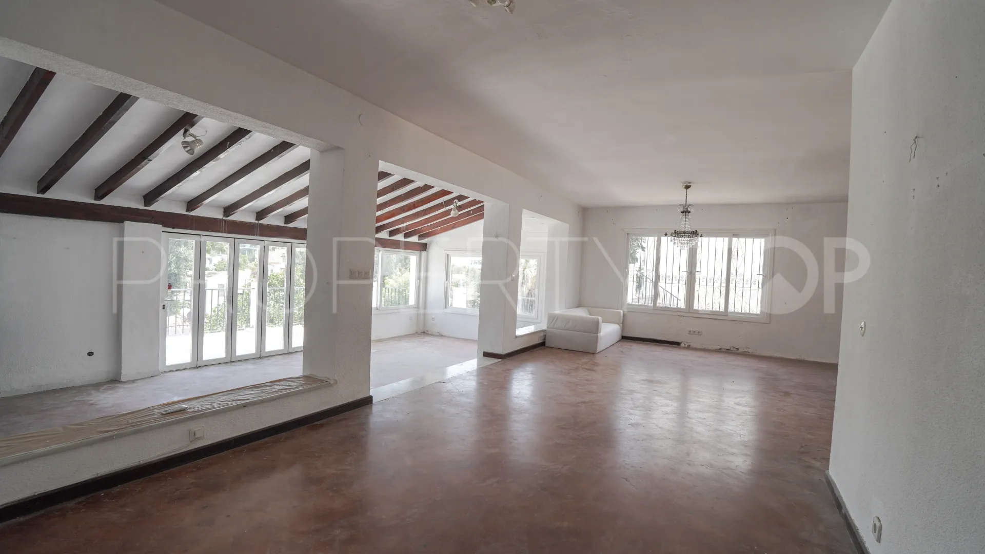 Nueva Andalucia, villa con 4 dormitorios a la venta
