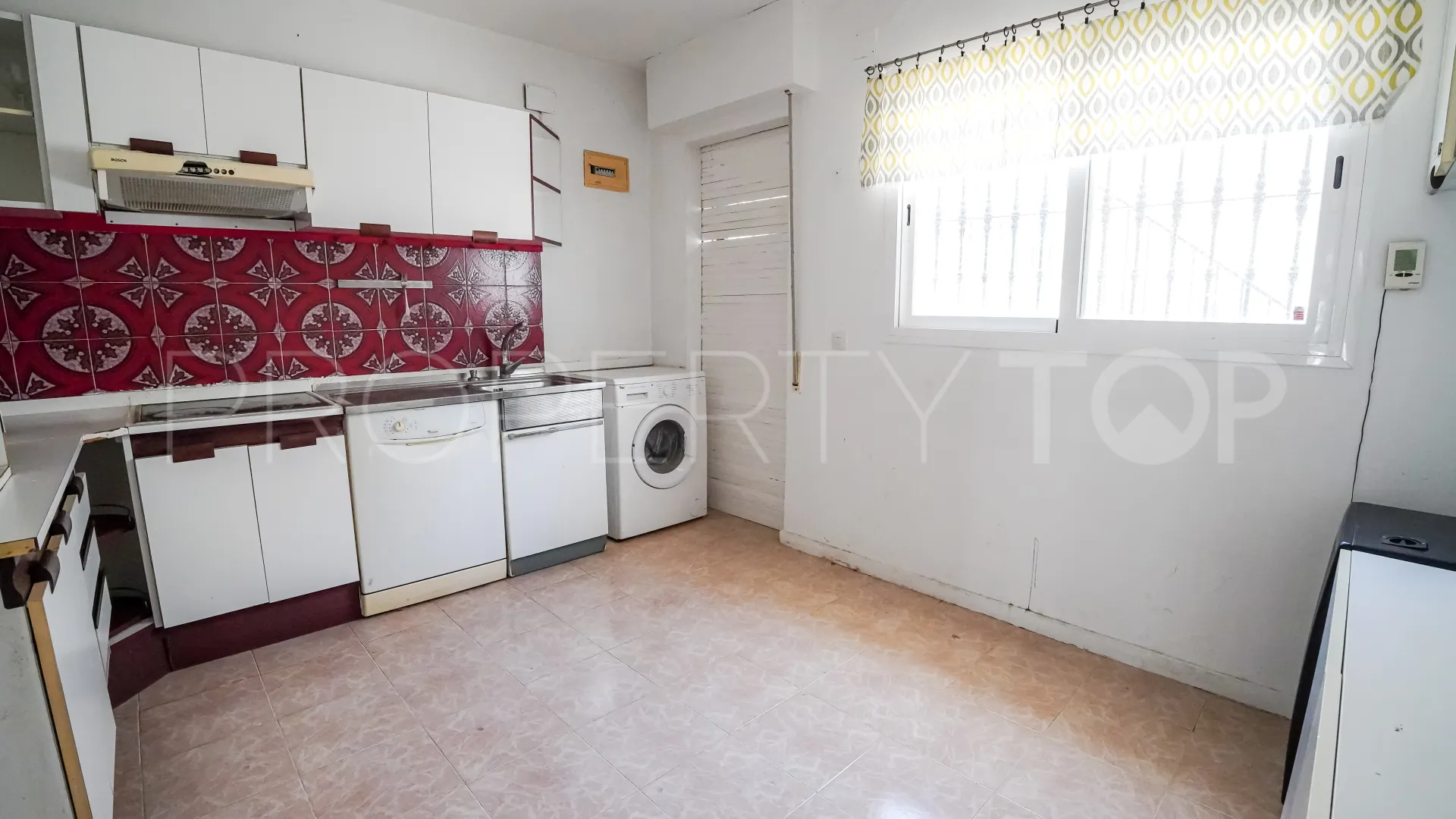 Nueva Andalucia, villa con 4 dormitorios a la venta