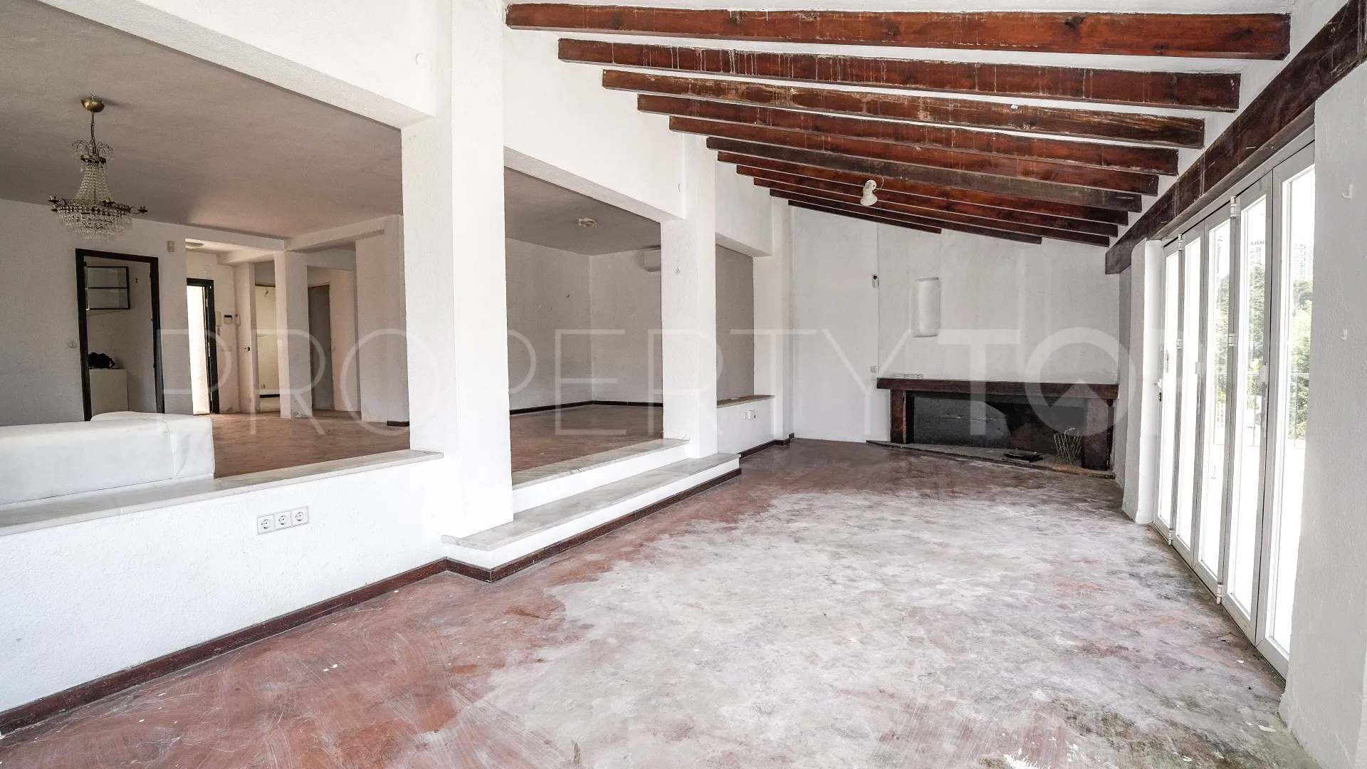 Nueva Andalucia, villa con 4 dormitorios a la venta