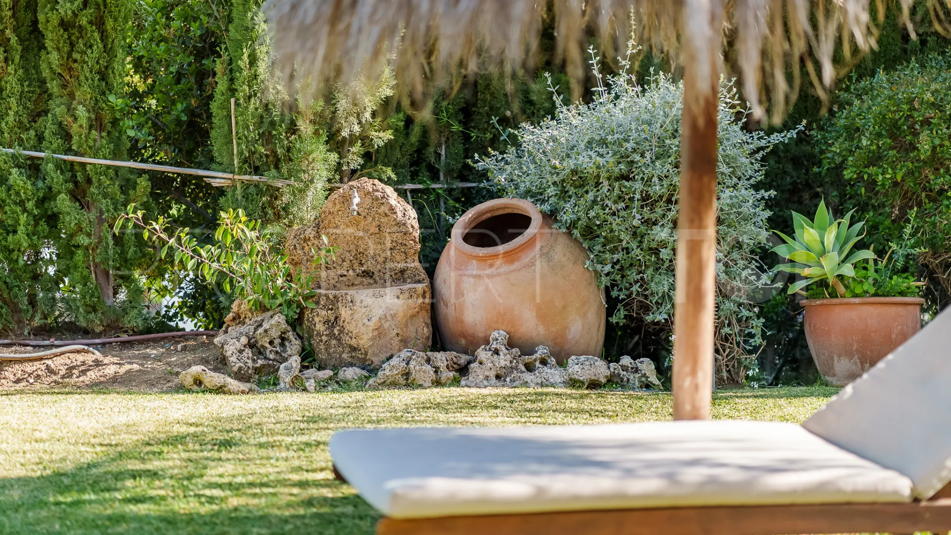 Villa con 5 dormitorios a la venta en Benahavis