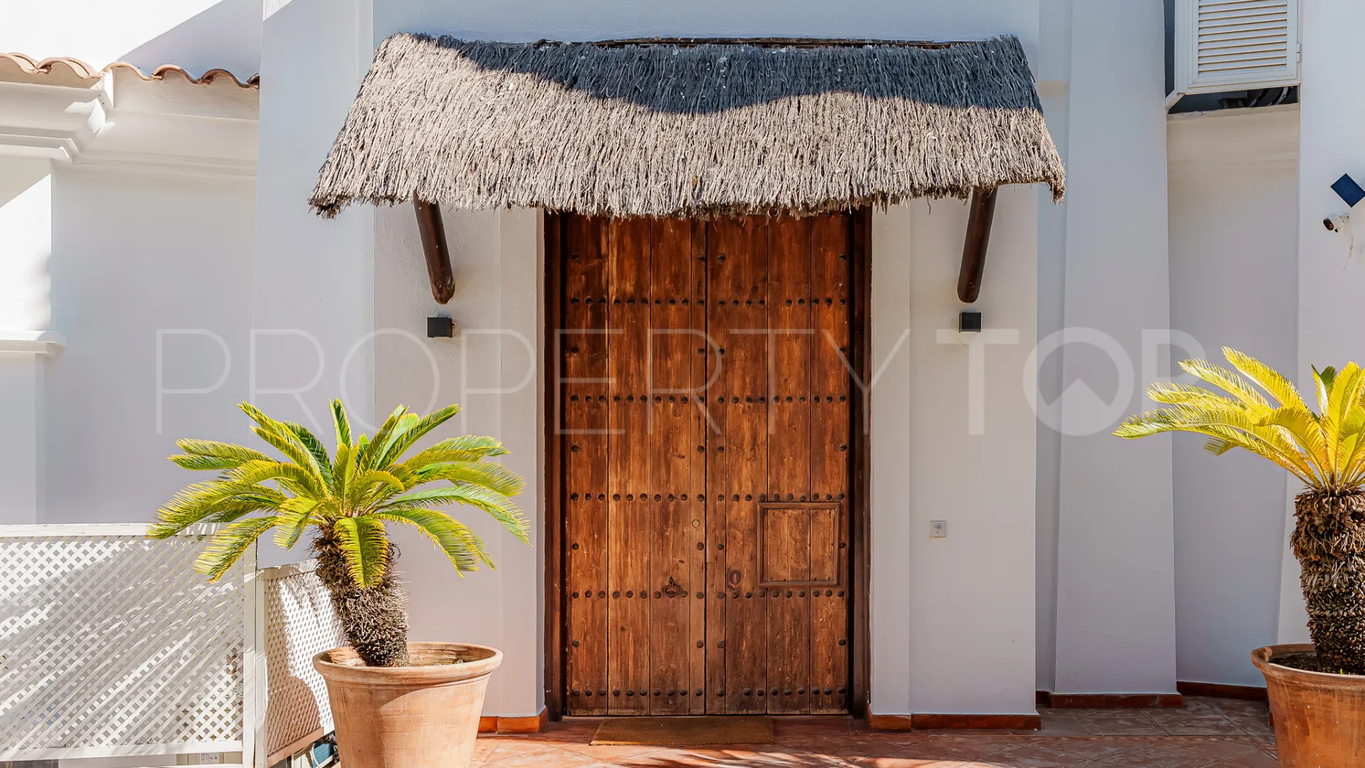 Villa con 5 dormitorios a la venta en Benahavis