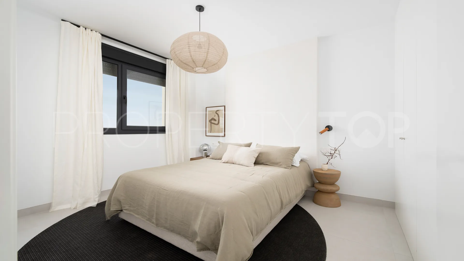 Se vende Ático en Marbella Este con 2 dormitorios