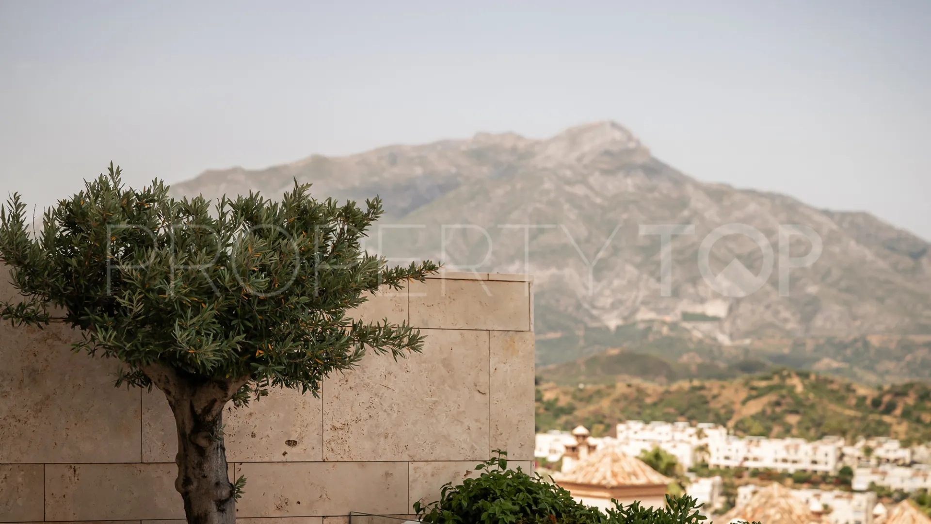 Apartamento en venta en La Quinta de 3 dormitorios