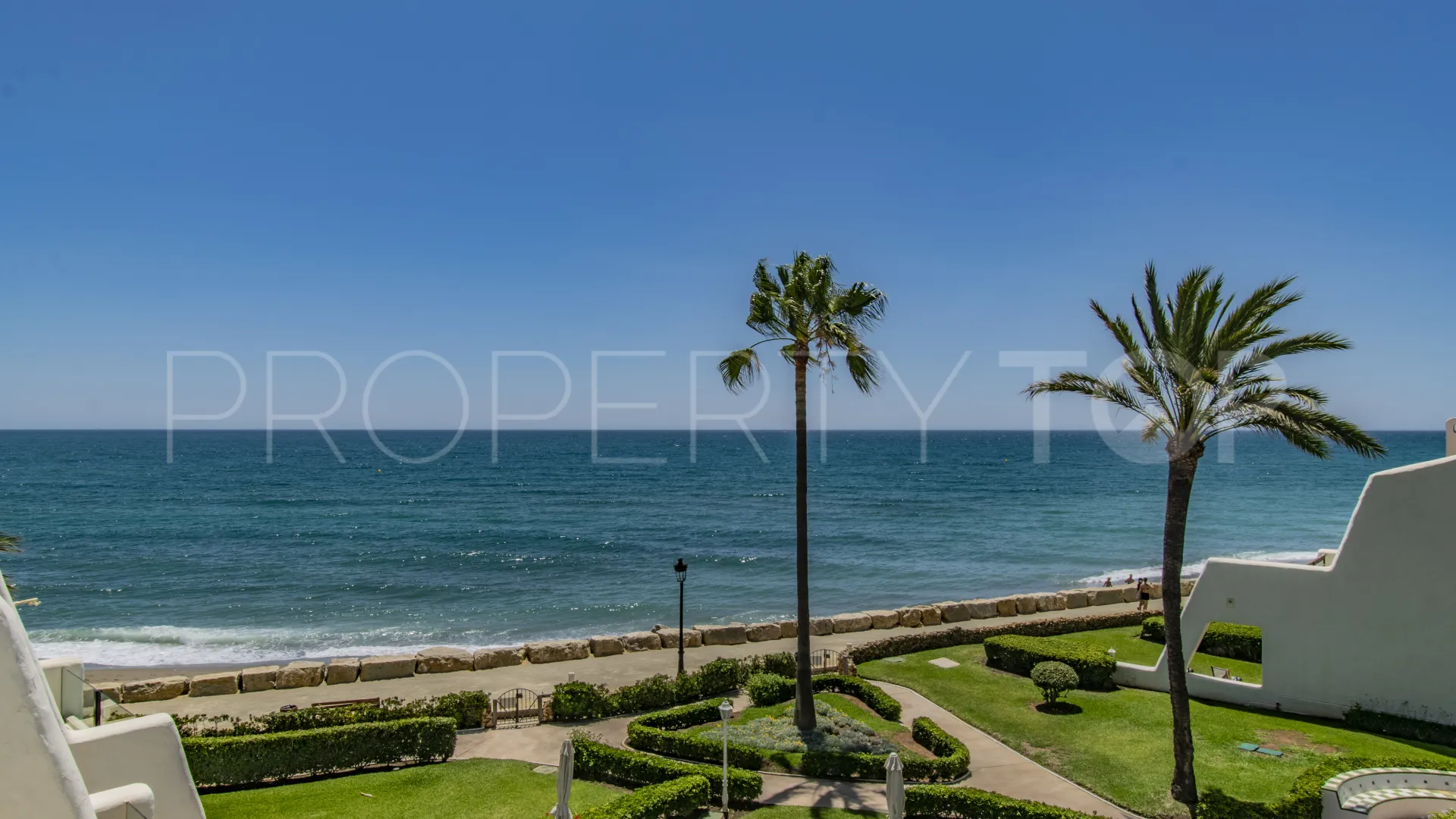 Town house for sale in Marbella Golden Mile with 4 bedrooms