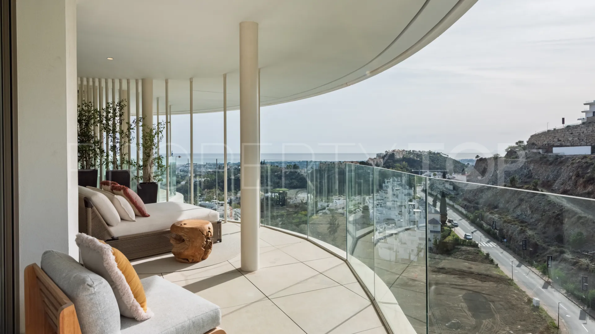 Benahavis, apartamento planta baja en venta