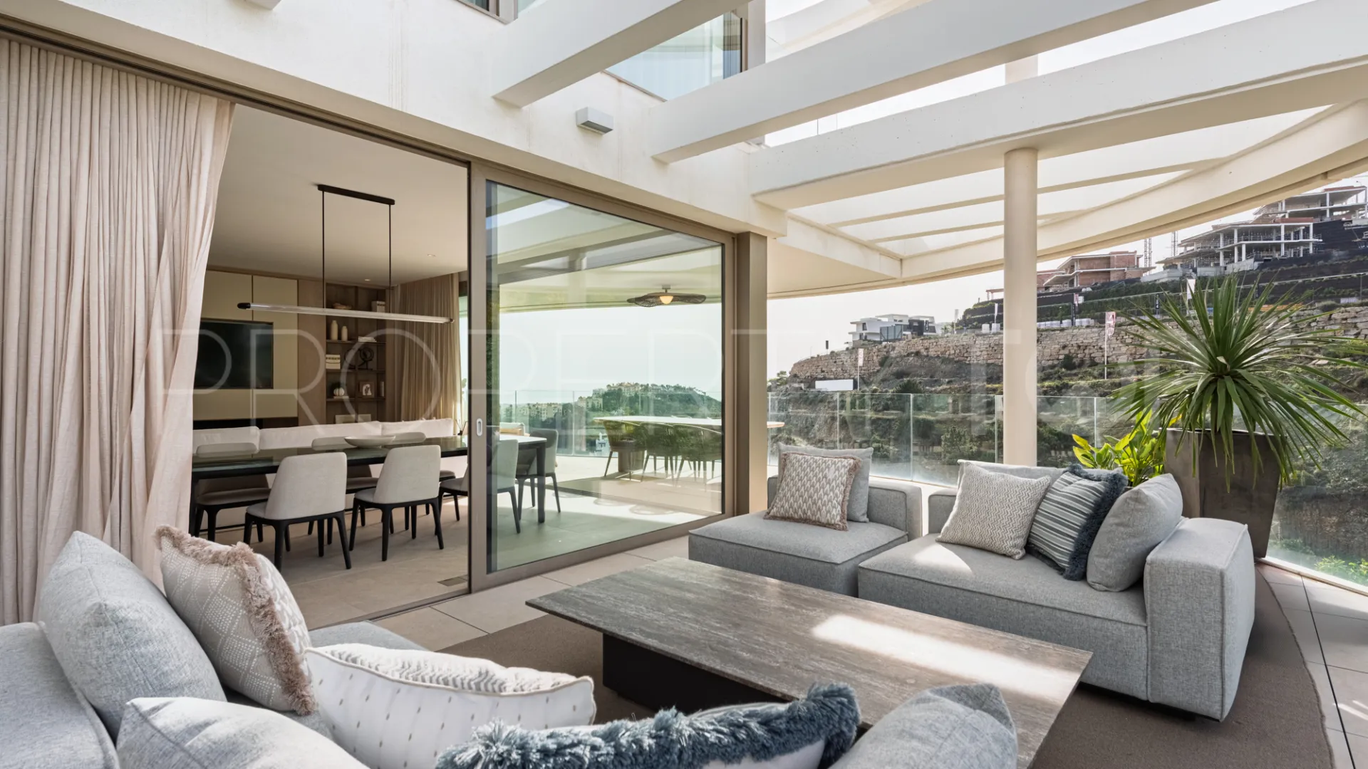 Benahavis, apartamento planta baja en venta