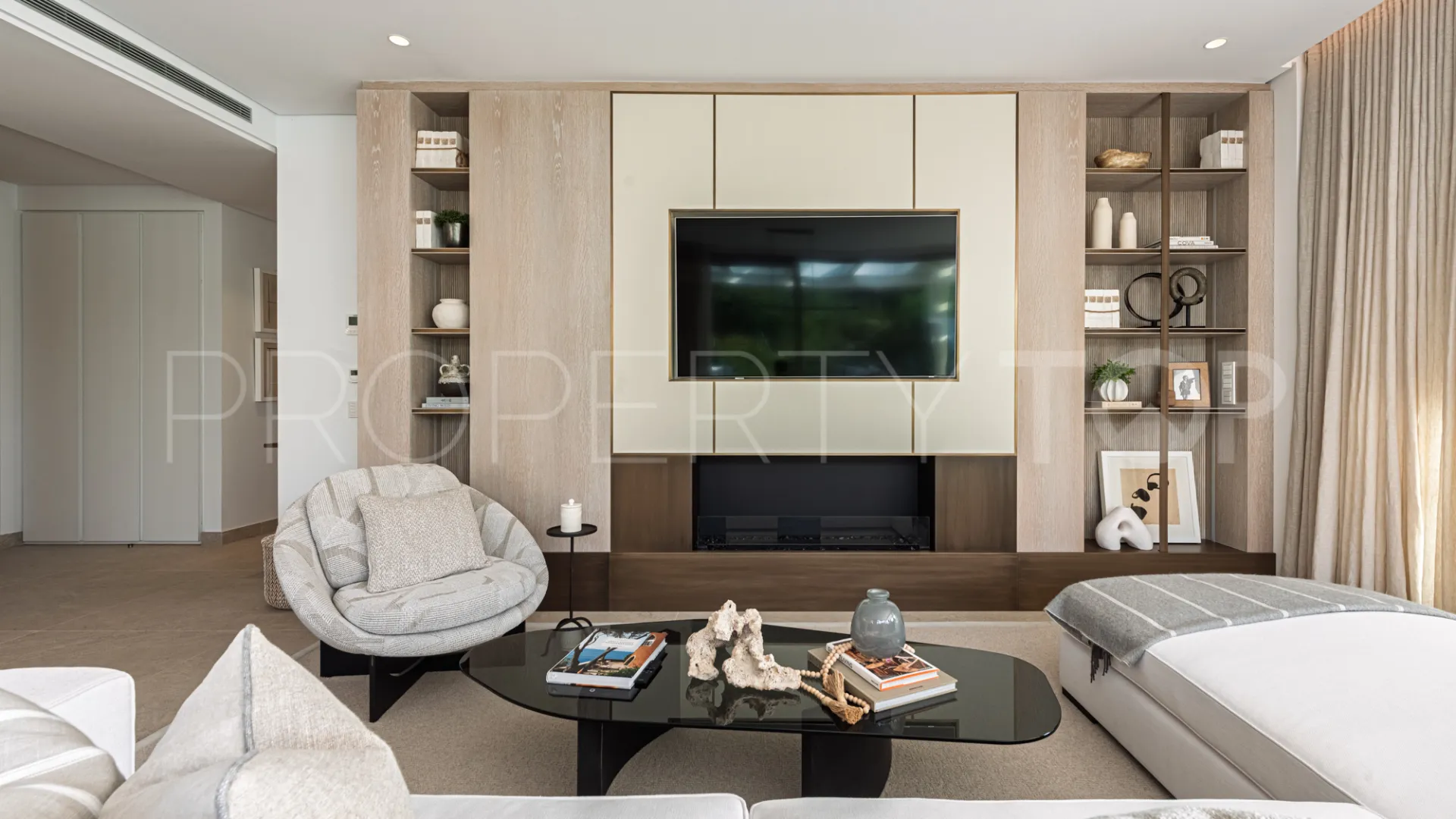 Benahavis, apartamento planta baja en venta