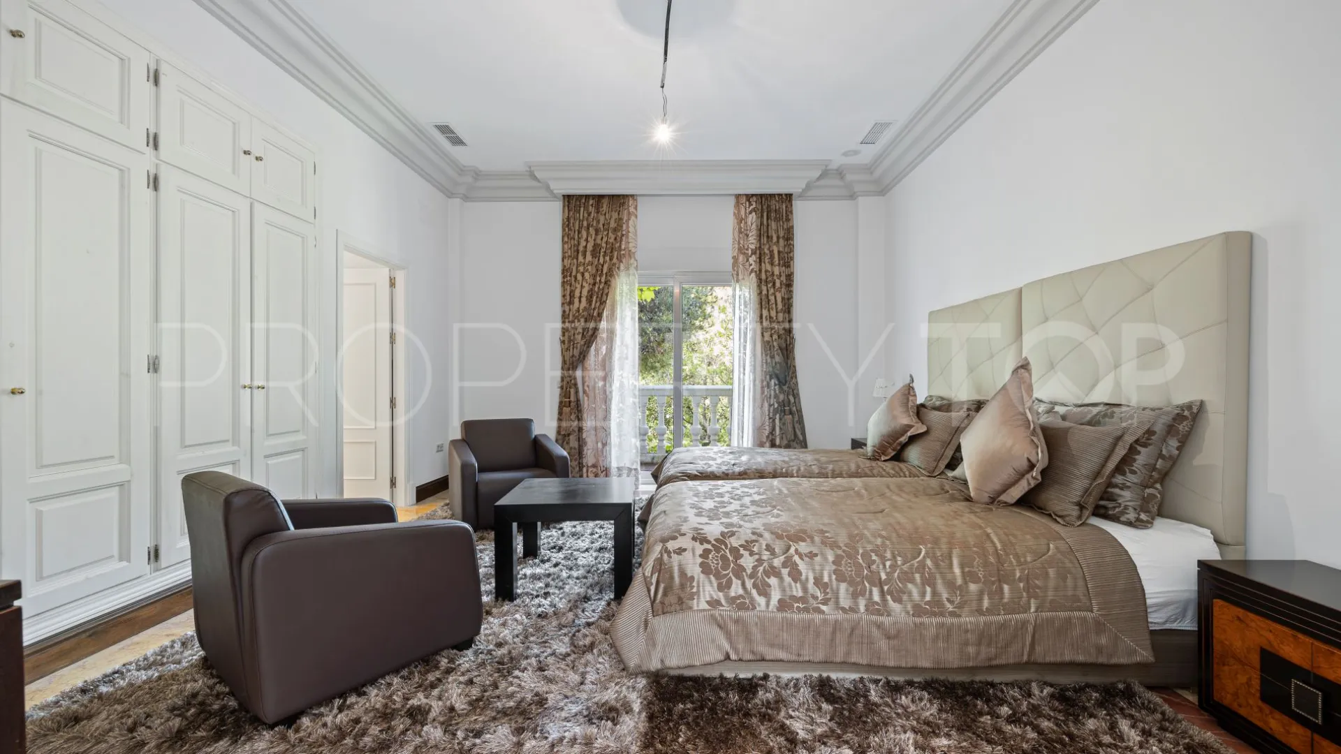 Marbella Golden Mile, villa a la venta