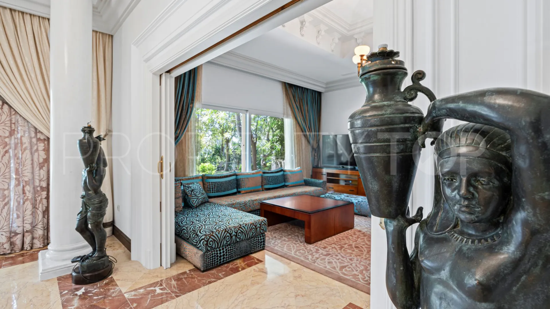 Marbella Golden Mile, villa a la venta