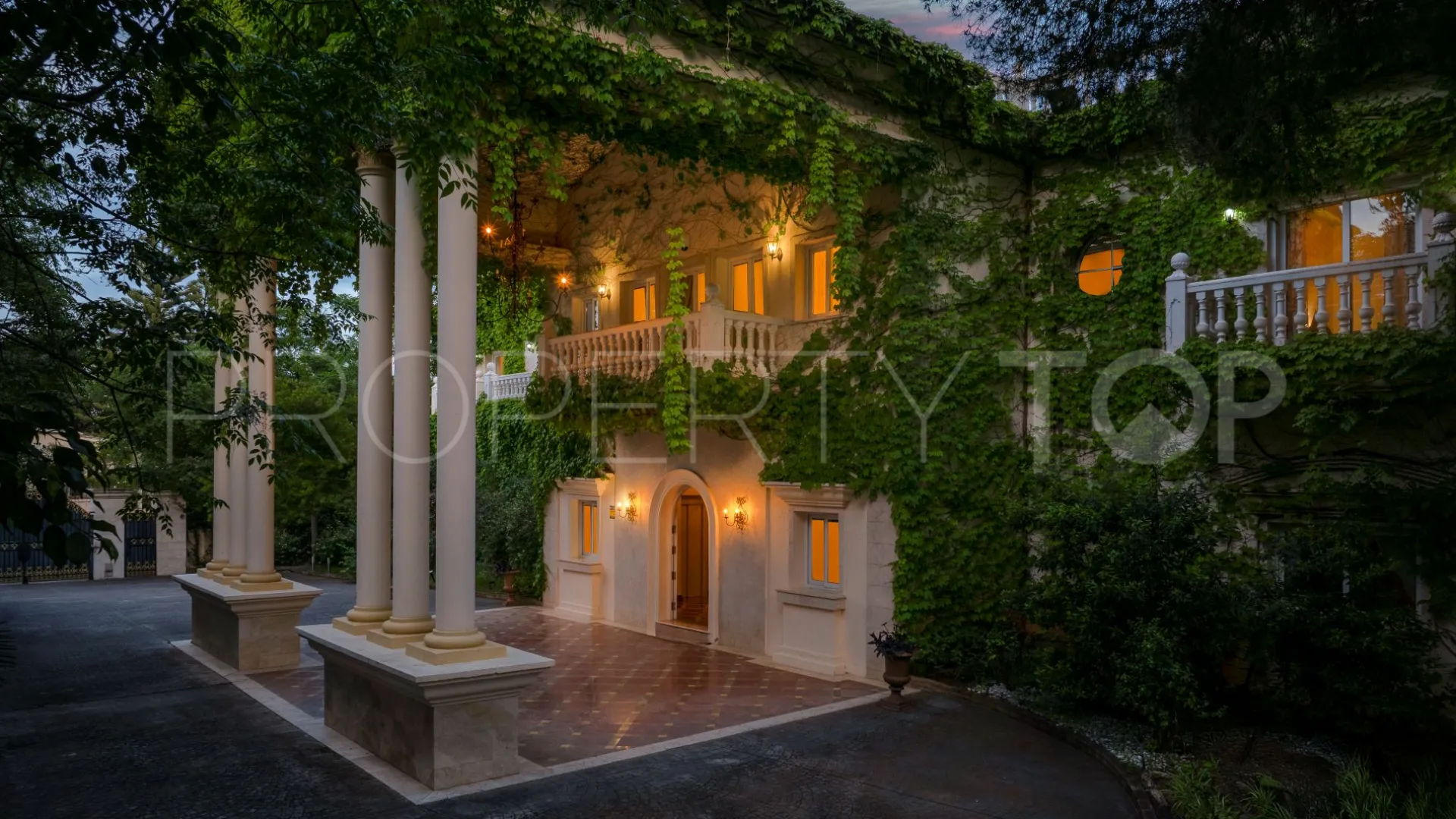 Marbella Golden Mile, villa a la venta