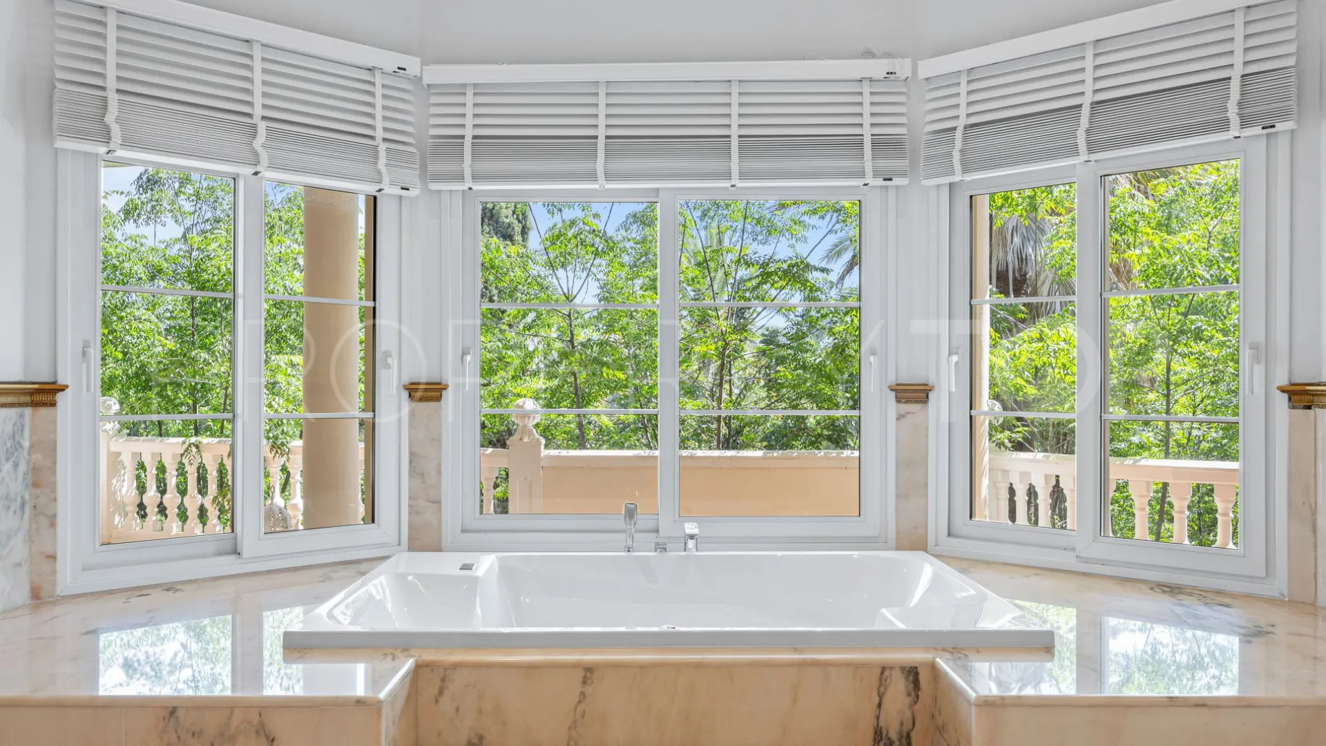 Marbella Golden Mile, villa a la venta