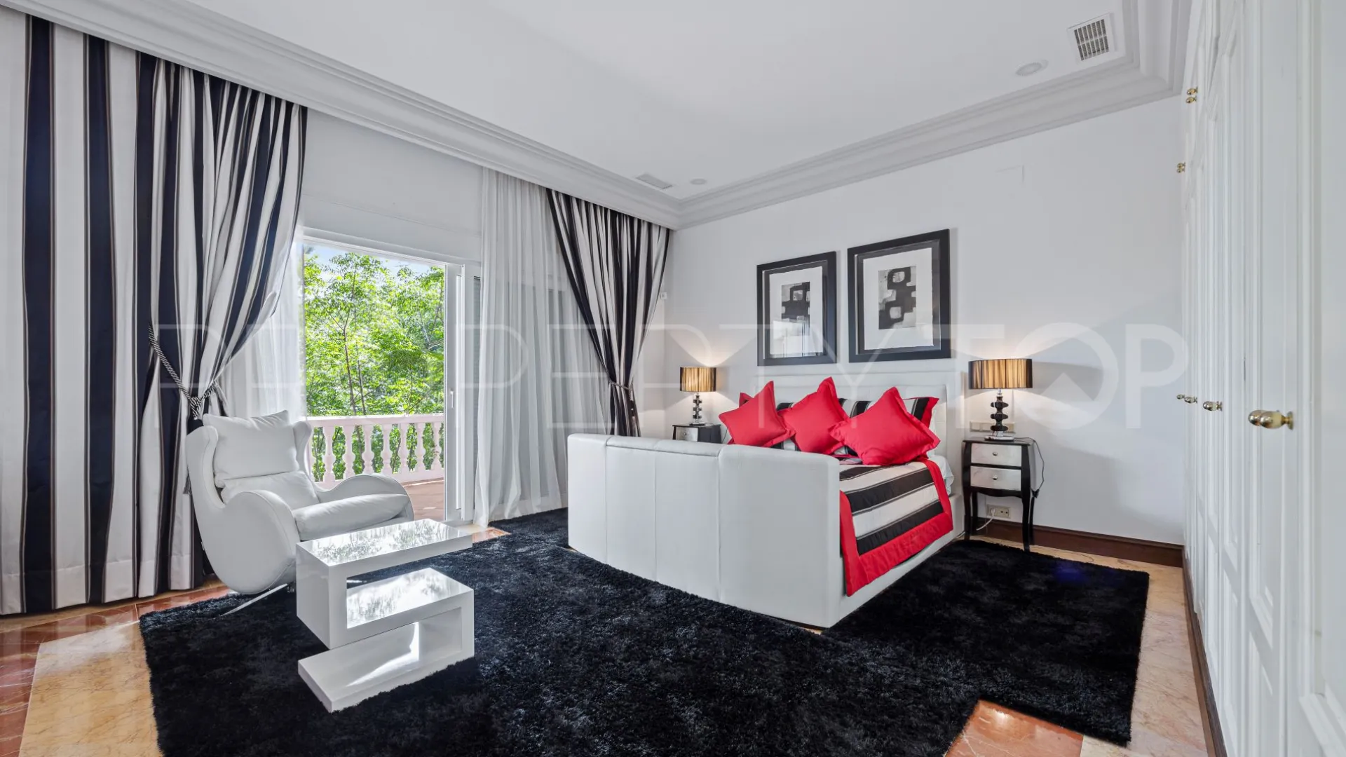 Marbella Golden Mile, villa a la venta