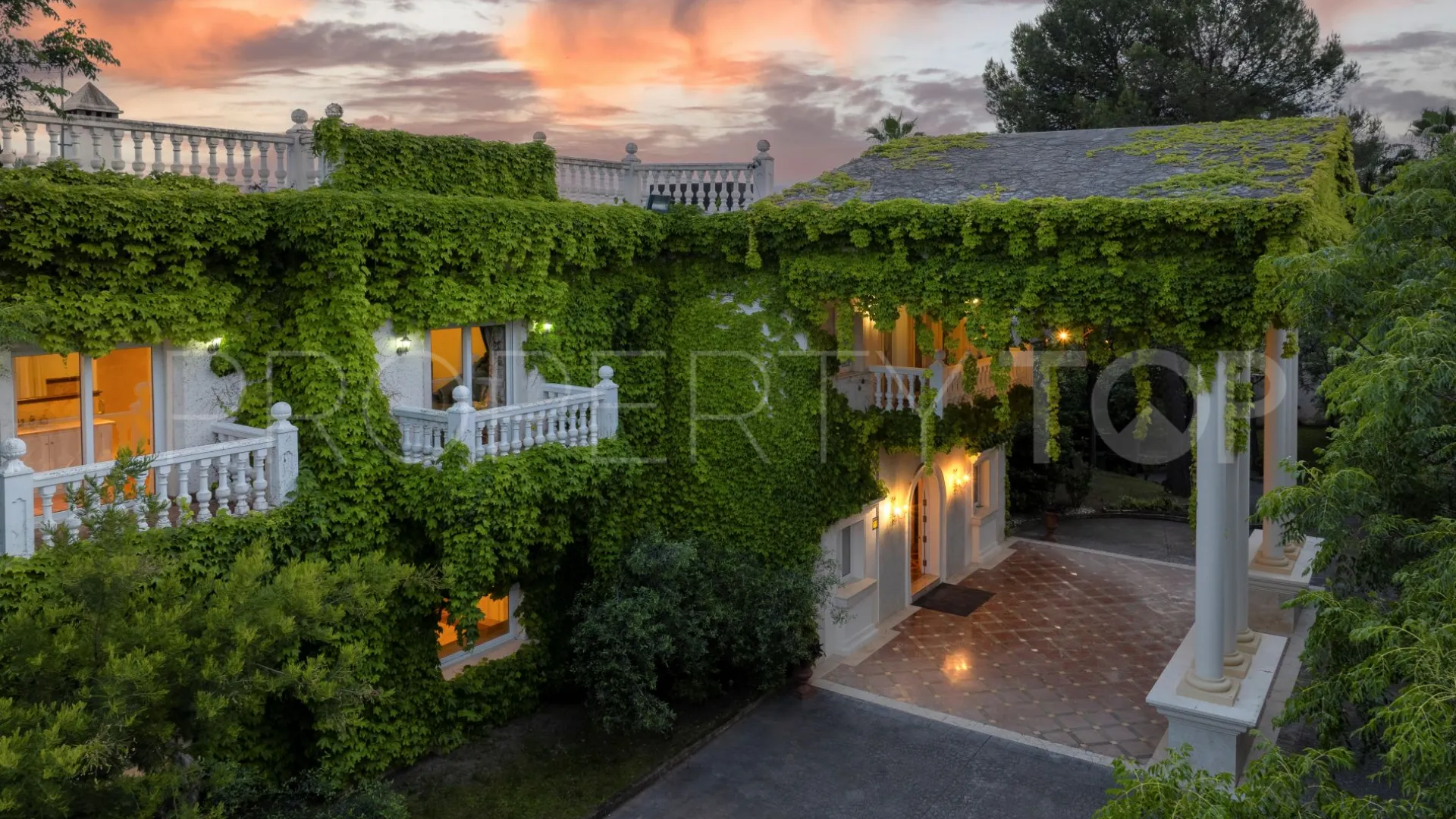 Marbella Golden Mile, villa a la venta