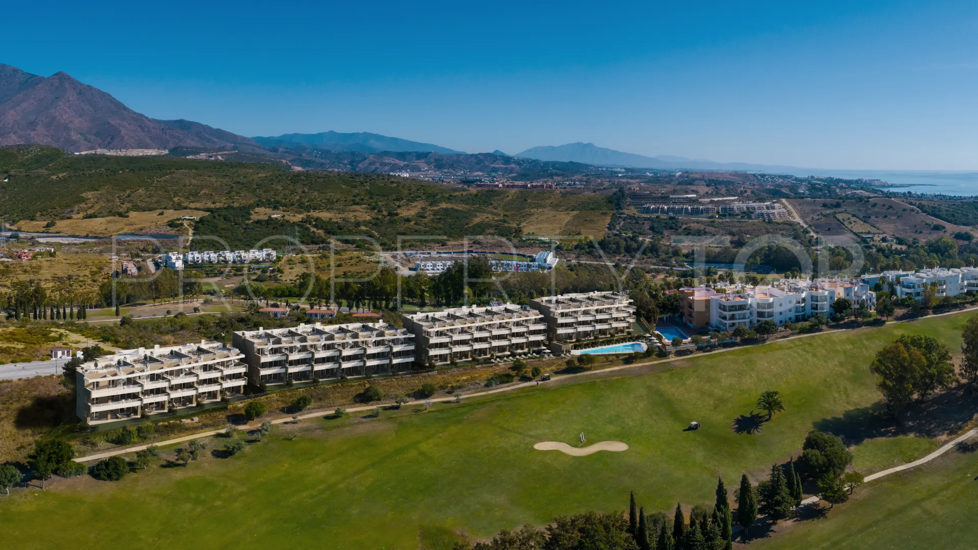 For sale Estepona 2 bedrooms apartment