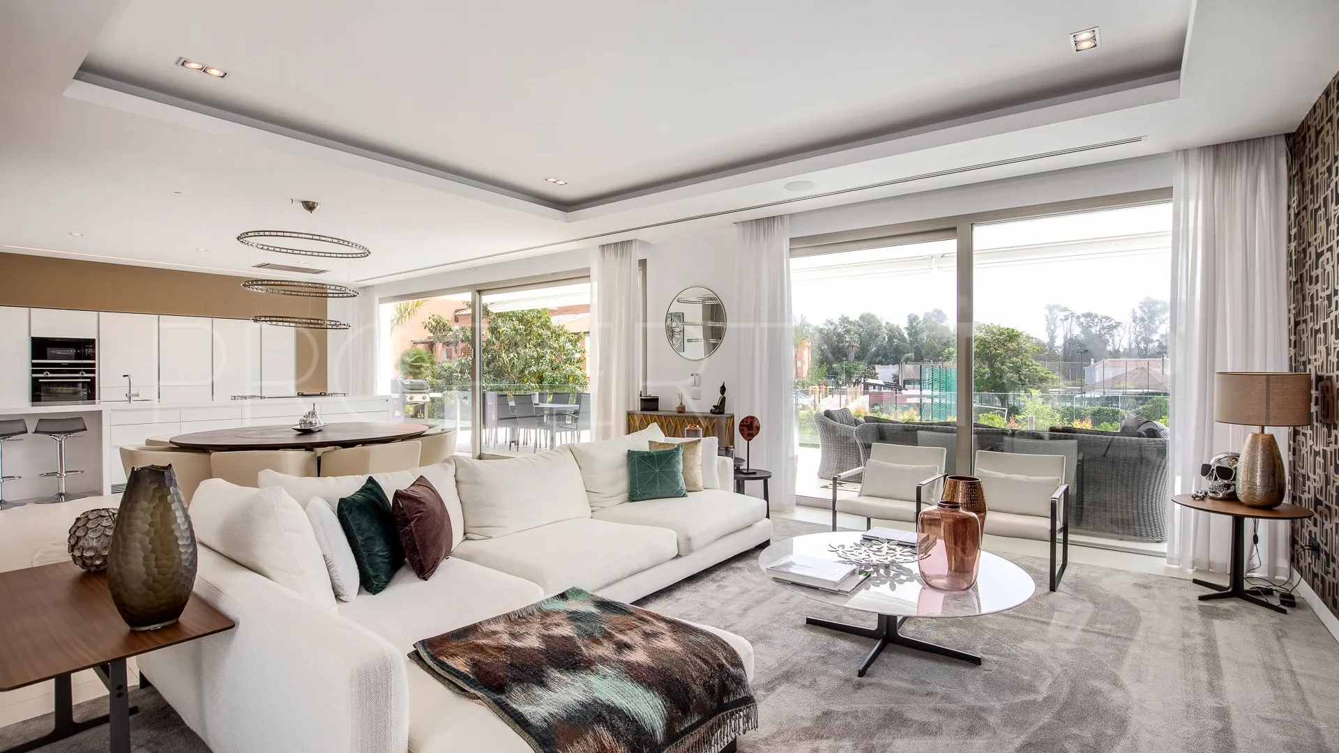 Villa en venta con 4 dormitorios en San Pedro de Alcantara