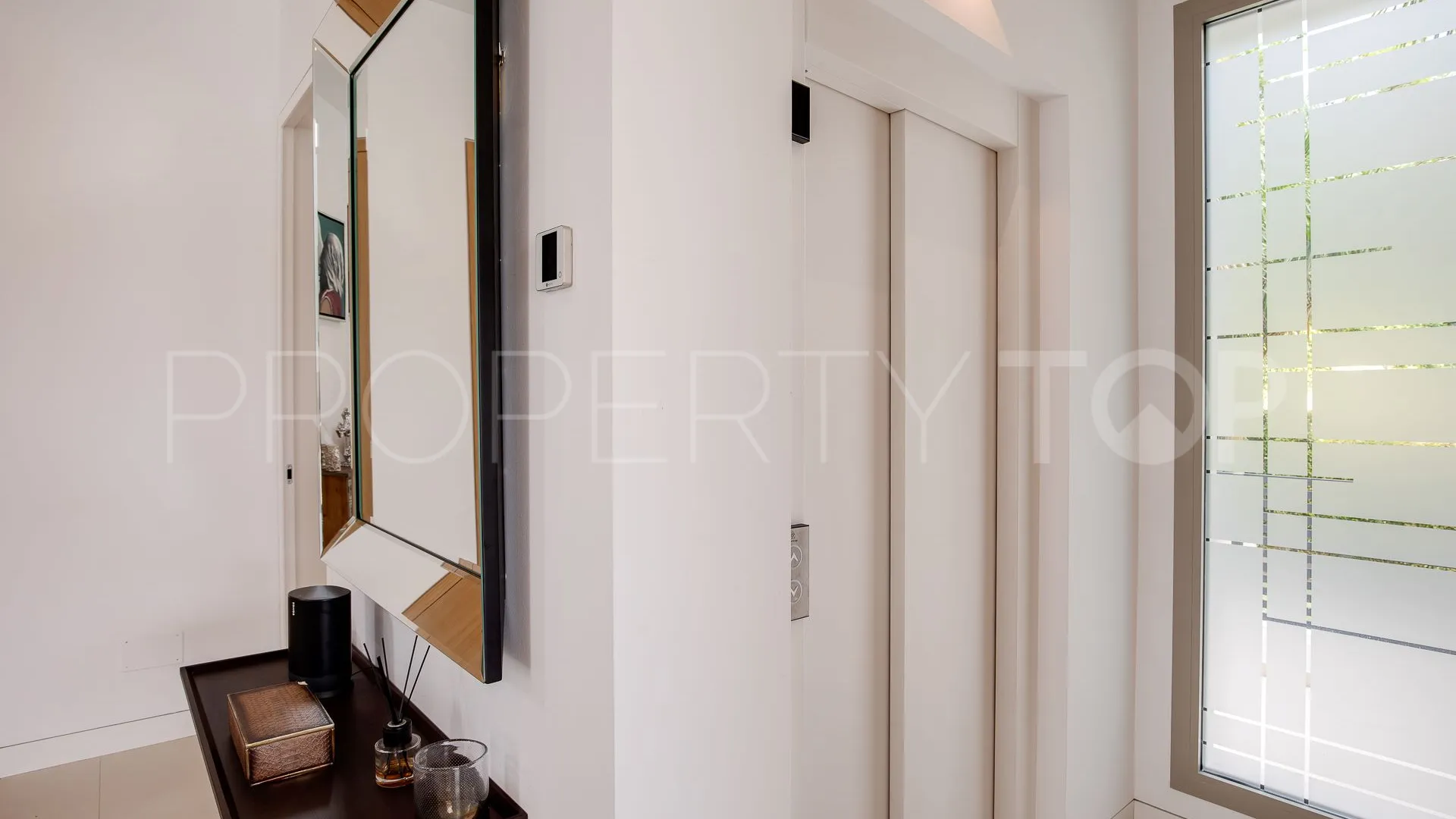 Villa en venta con 4 dormitorios en San Pedro de Alcantara