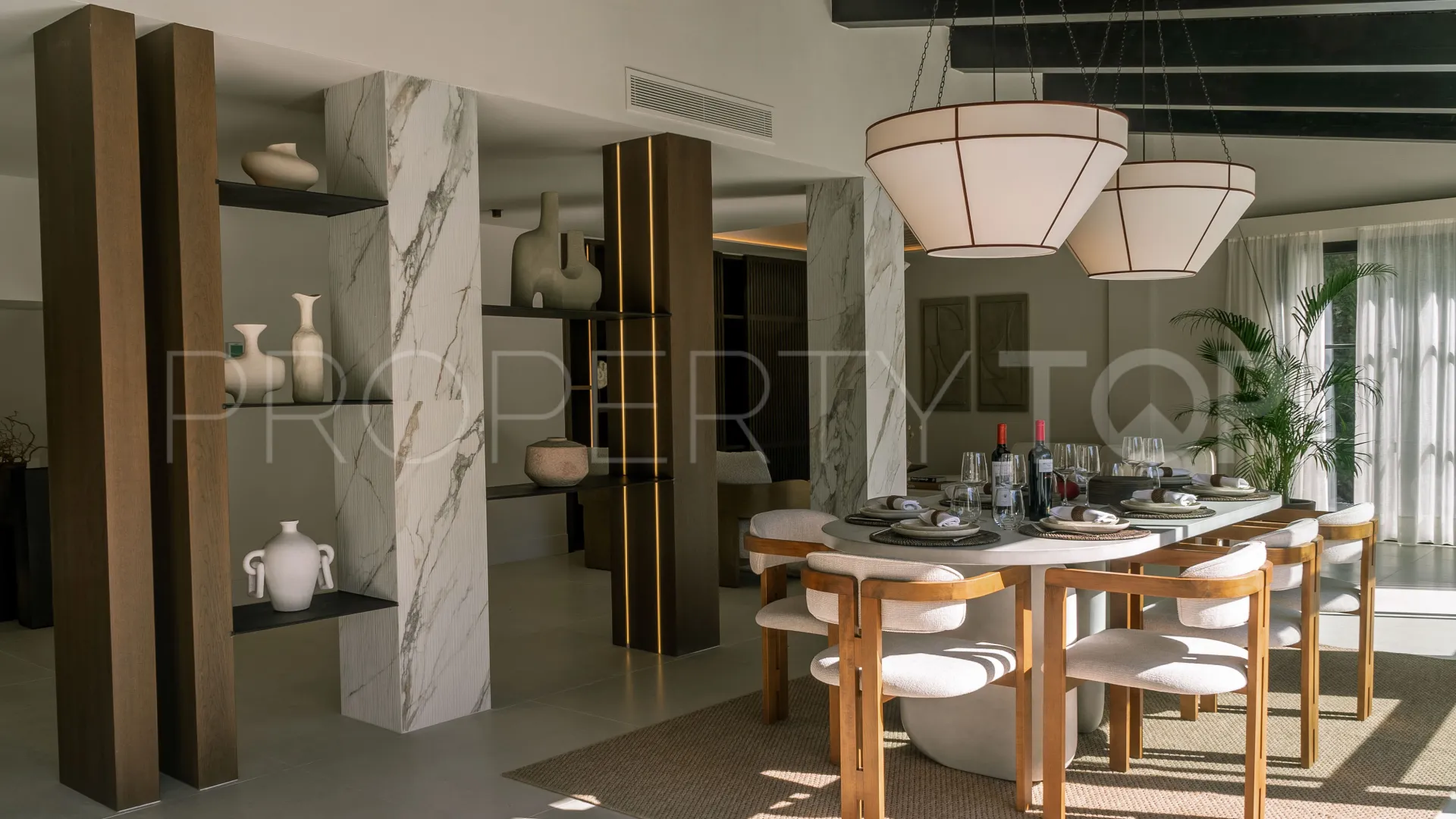 Nueva Andalucia 5 bedrooms villa for sale