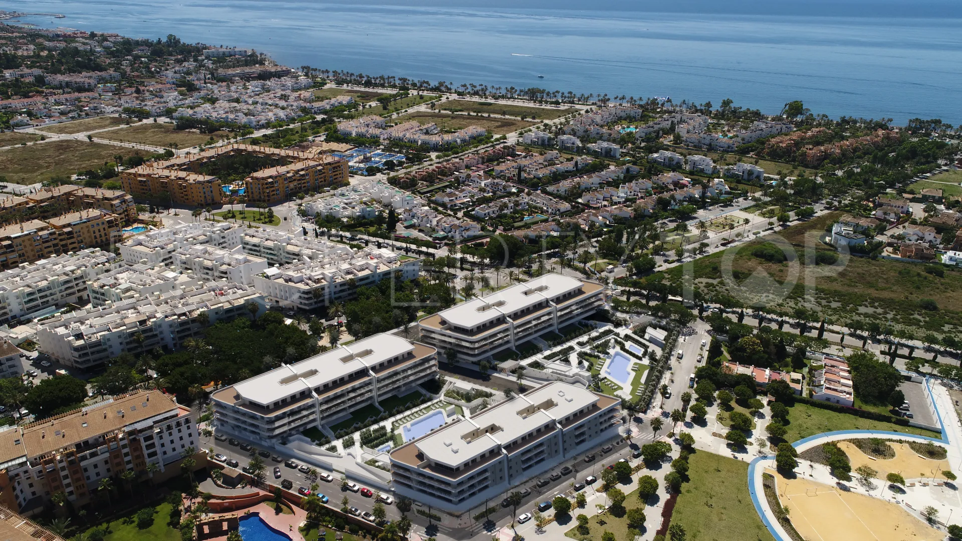 Comprar apartamento con 2 dormitorios en San Pedro de Alcantara