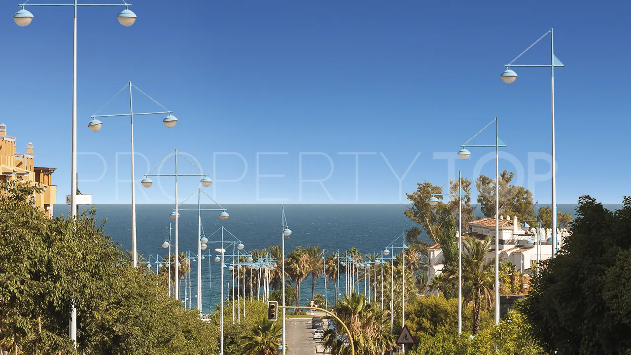 Comprar apartamento con 2 dormitorios en San Pedro de Alcantara