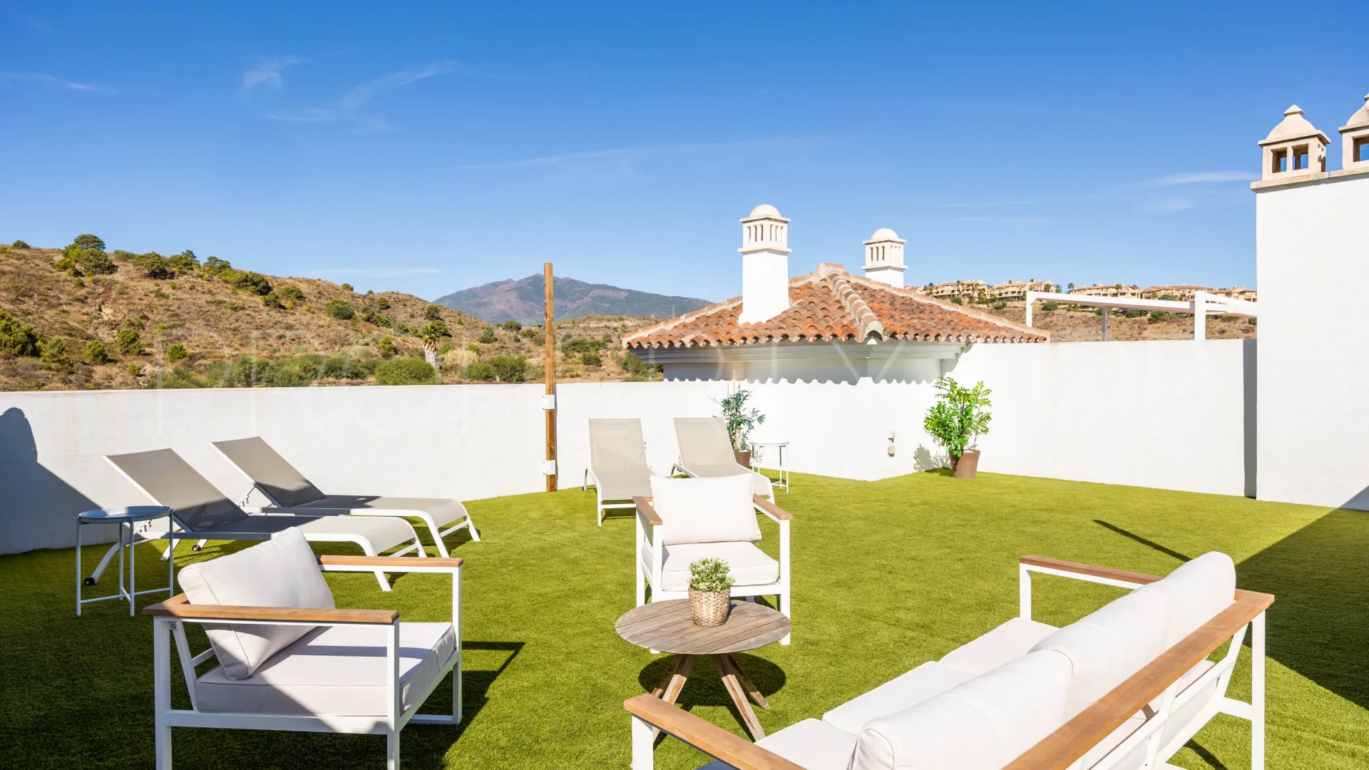 Ático en venta con 3 dormitorios en Paraiso Pueblo