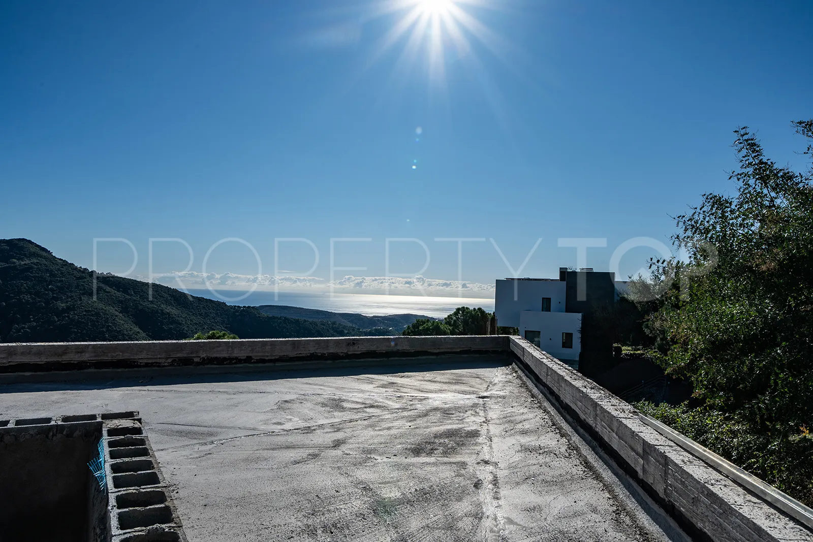 For sale Monte Mayor villa with 3 bedrooms