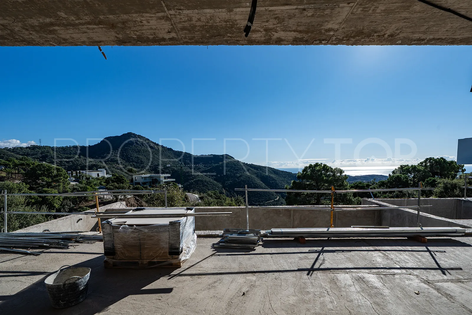 For sale Monte Mayor villa with 3 bedrooms
