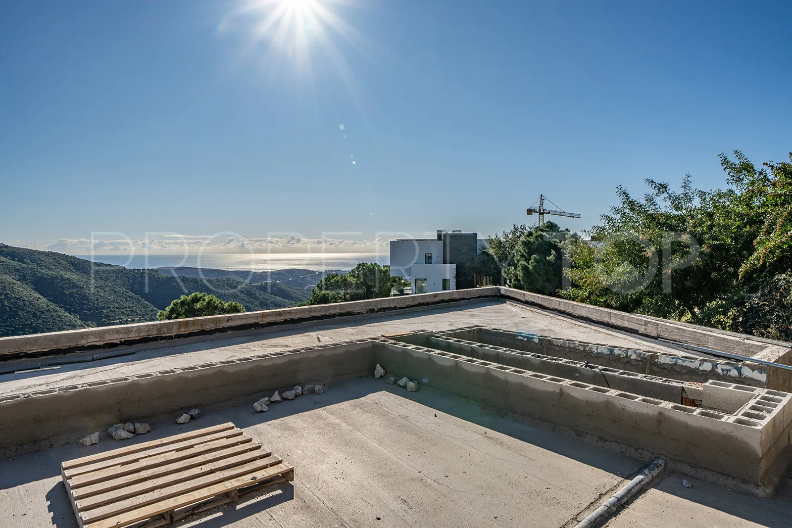 For sale Monte Mayor villa with 3 bedrooms