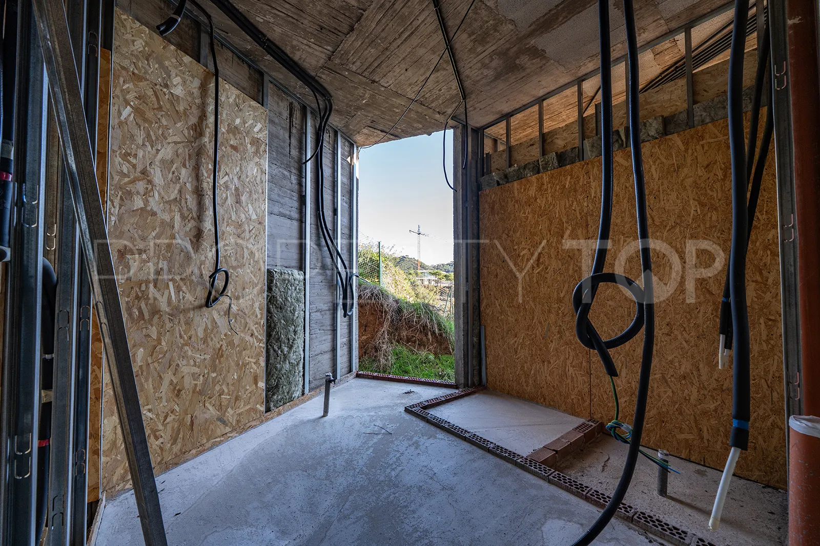 For sale Monte Mayor villa with 3 bedrooms