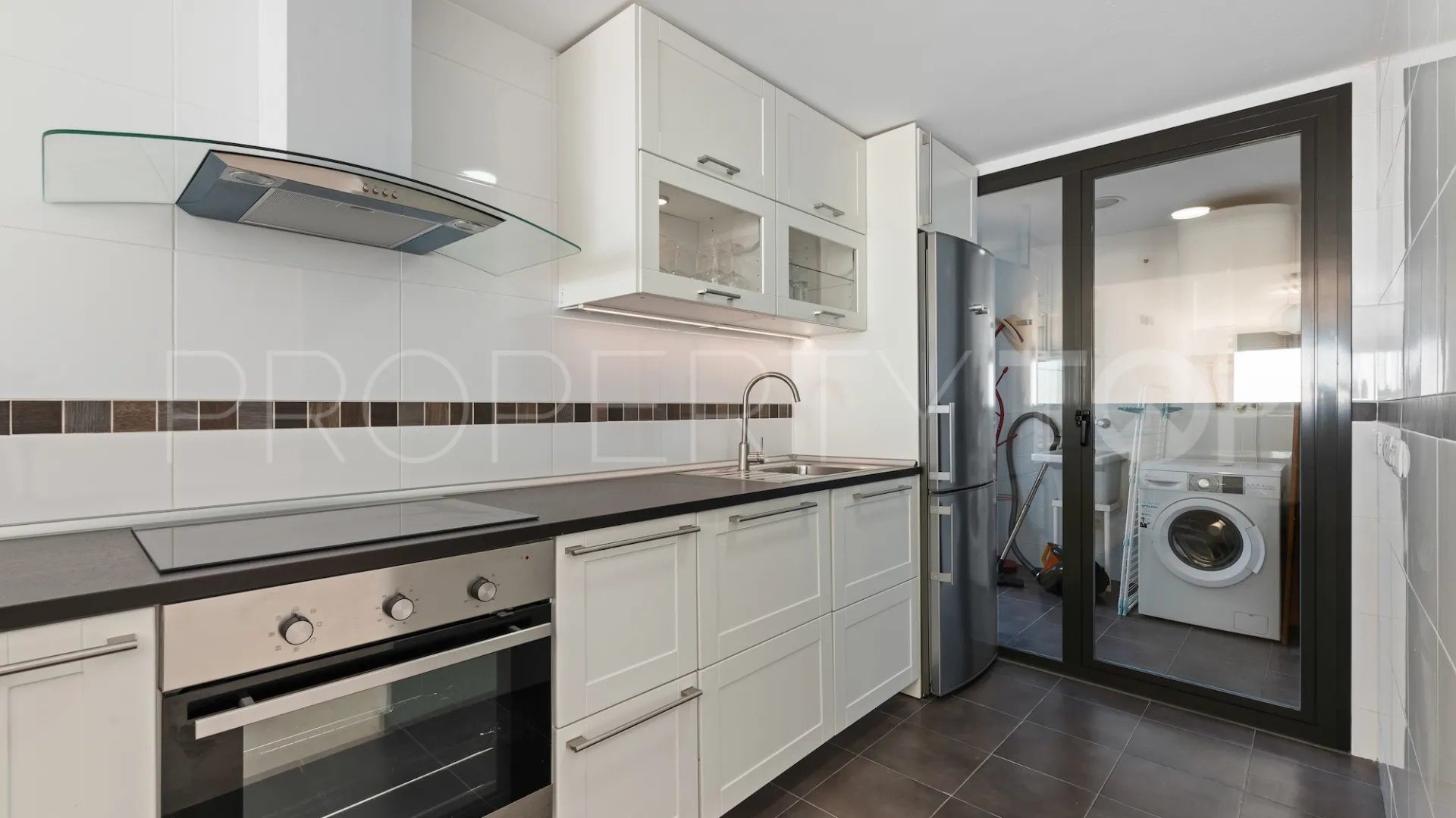 For sale penthouse in Doña Julia with 2 bedrooms