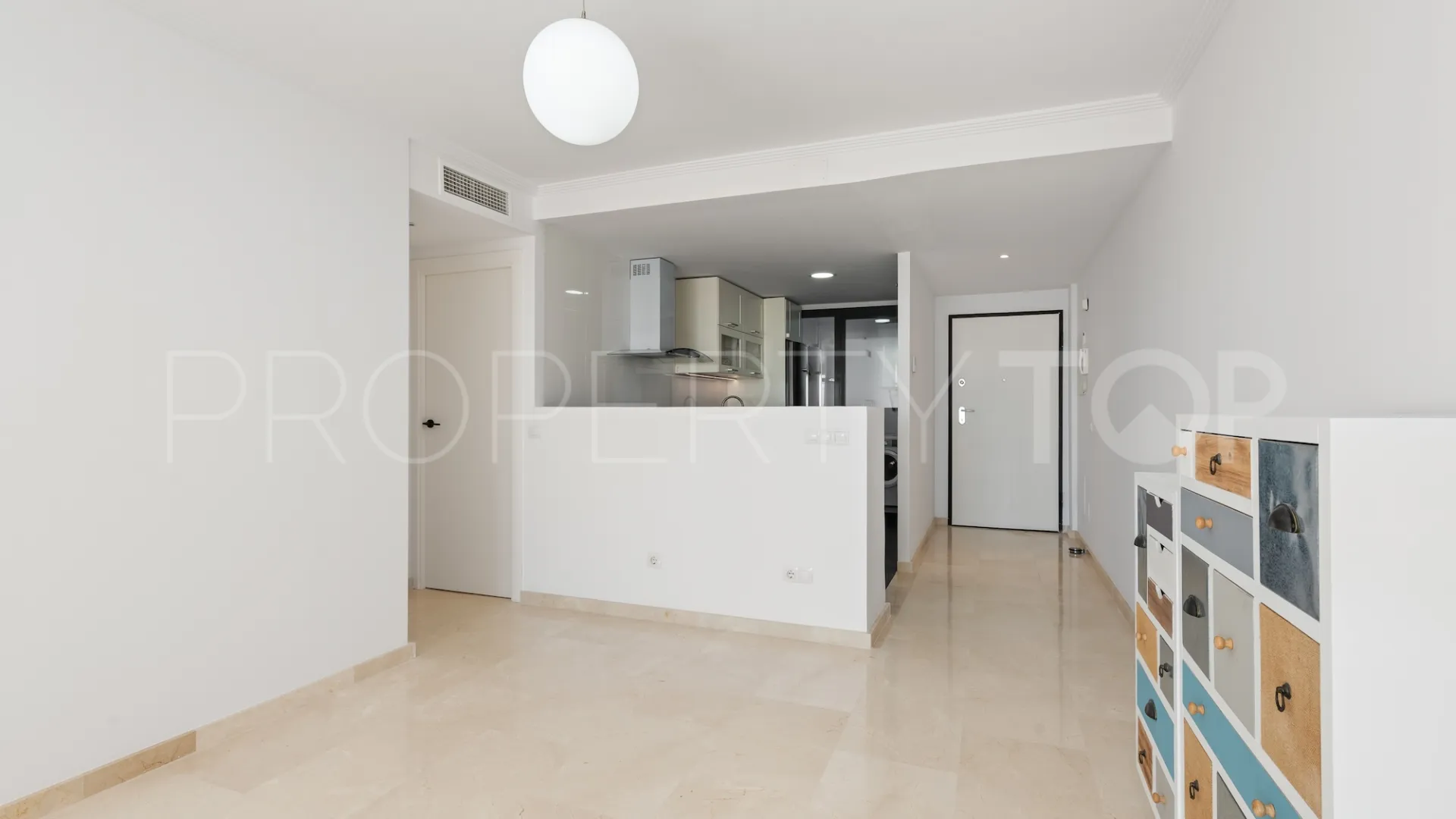 For sale penthouse in Doña Julia with 2 bedrooms