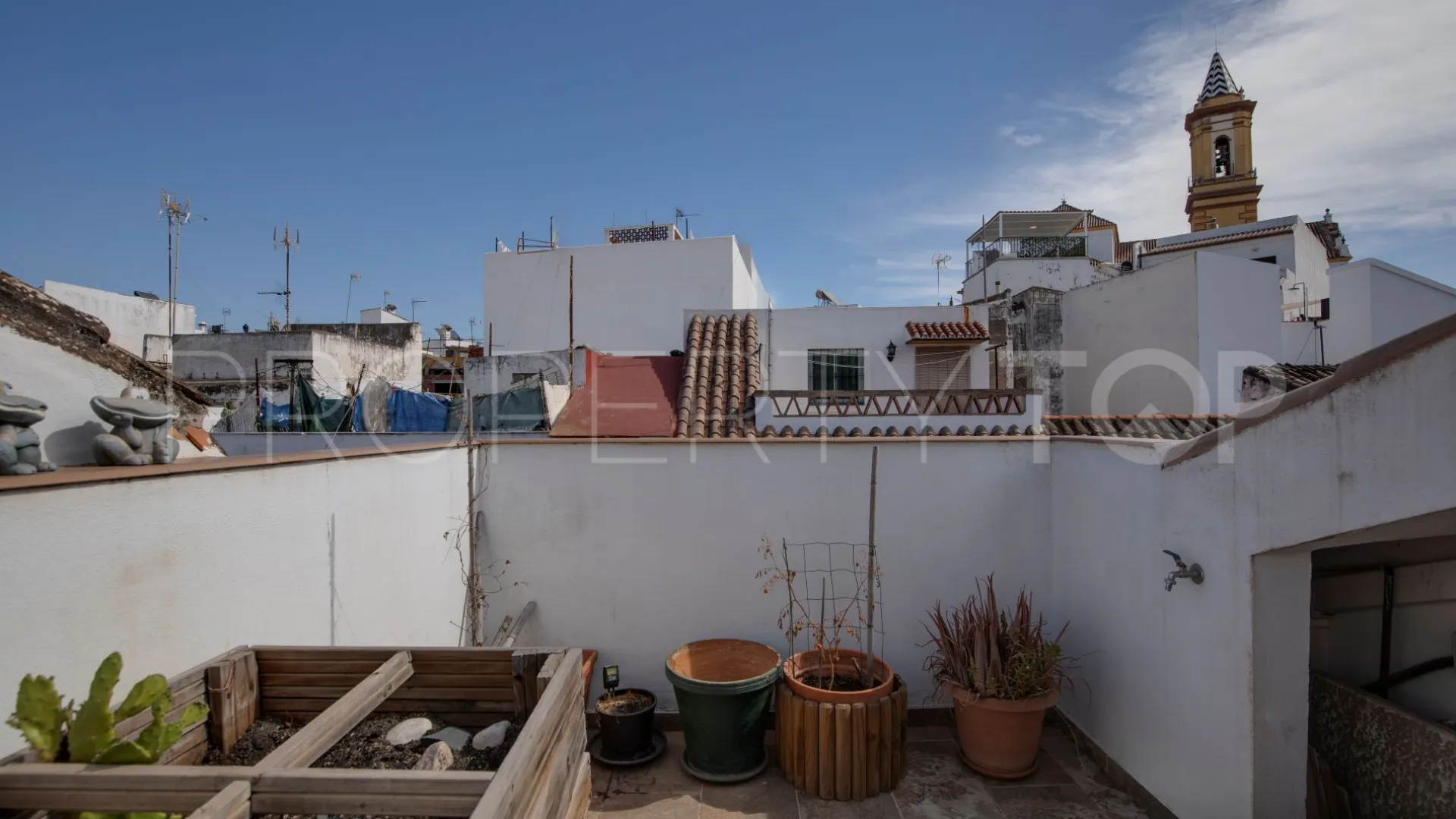 For sale house in Estepona Centre