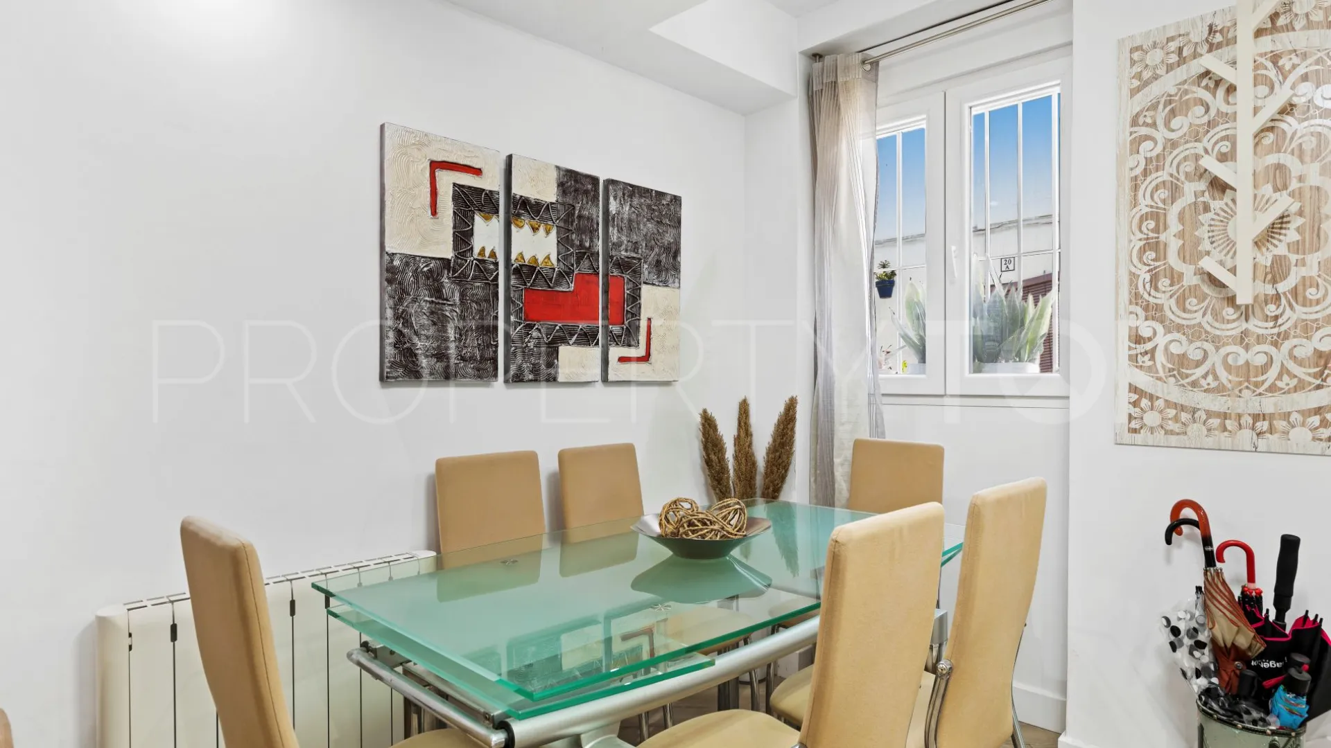 For sale house in Estepona Centre